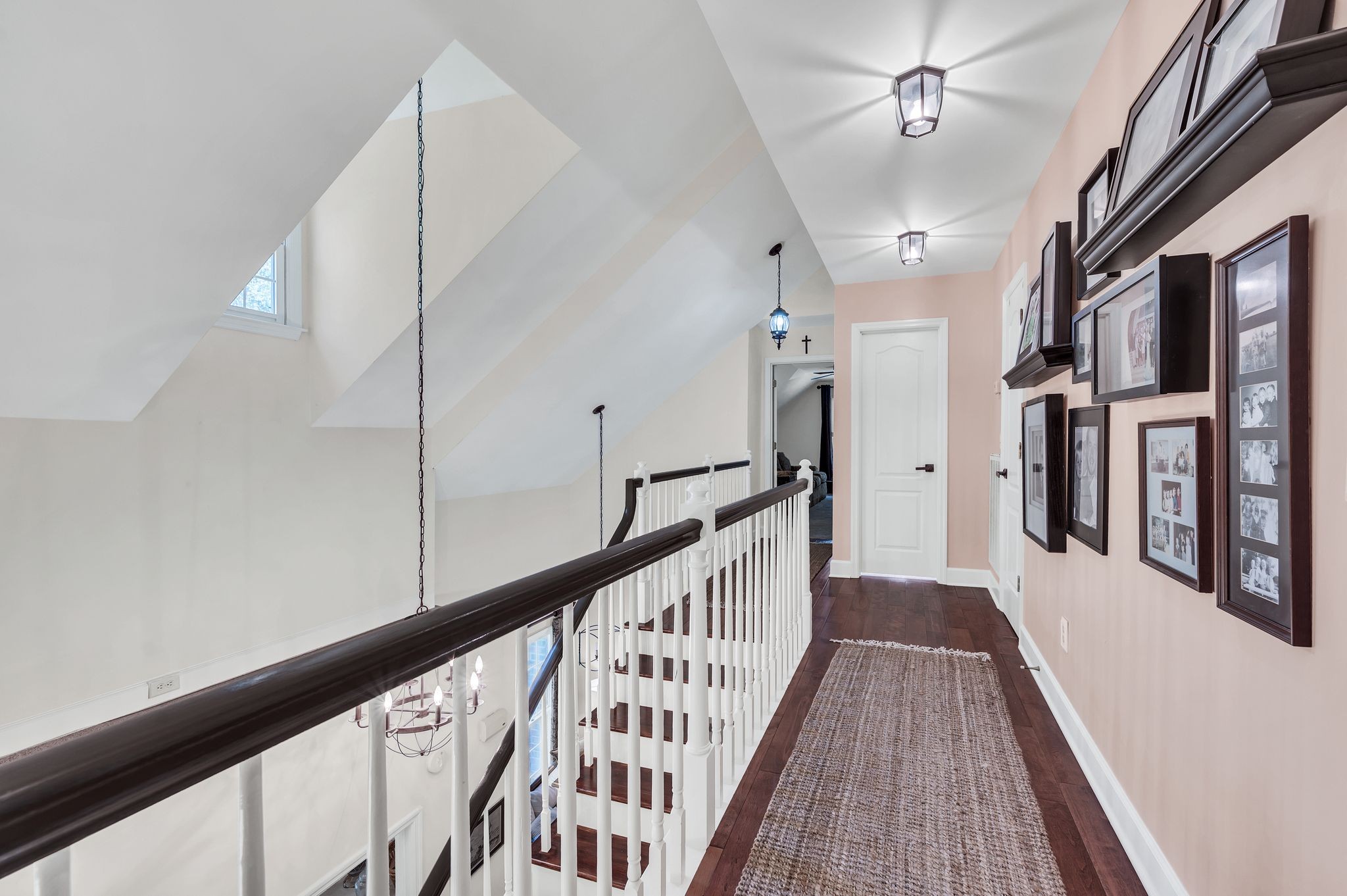 213 Herbert Ct