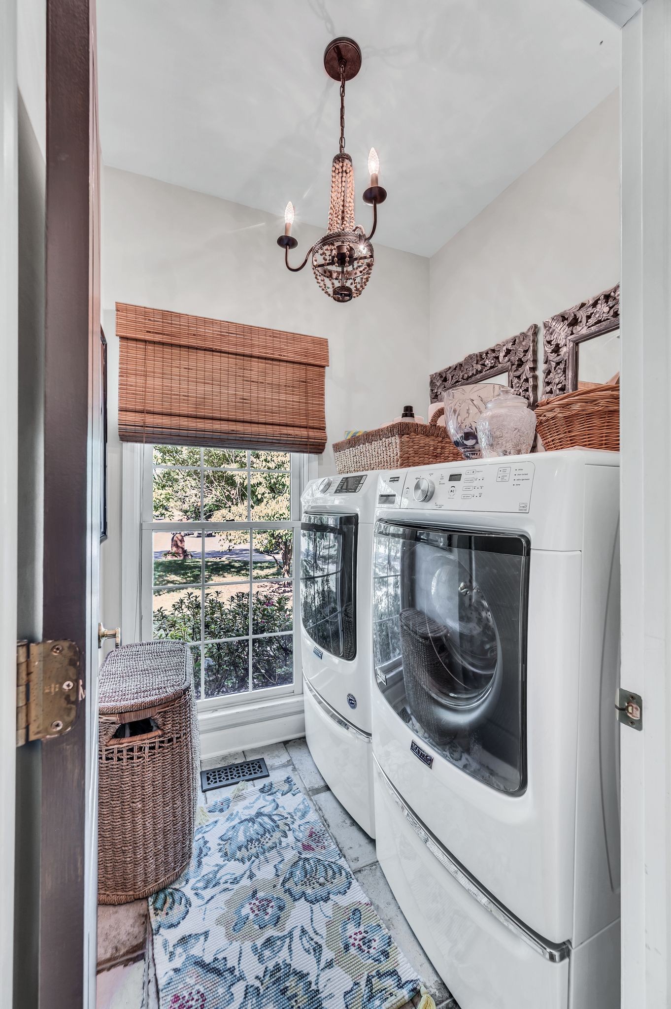 213 Herbert Ct