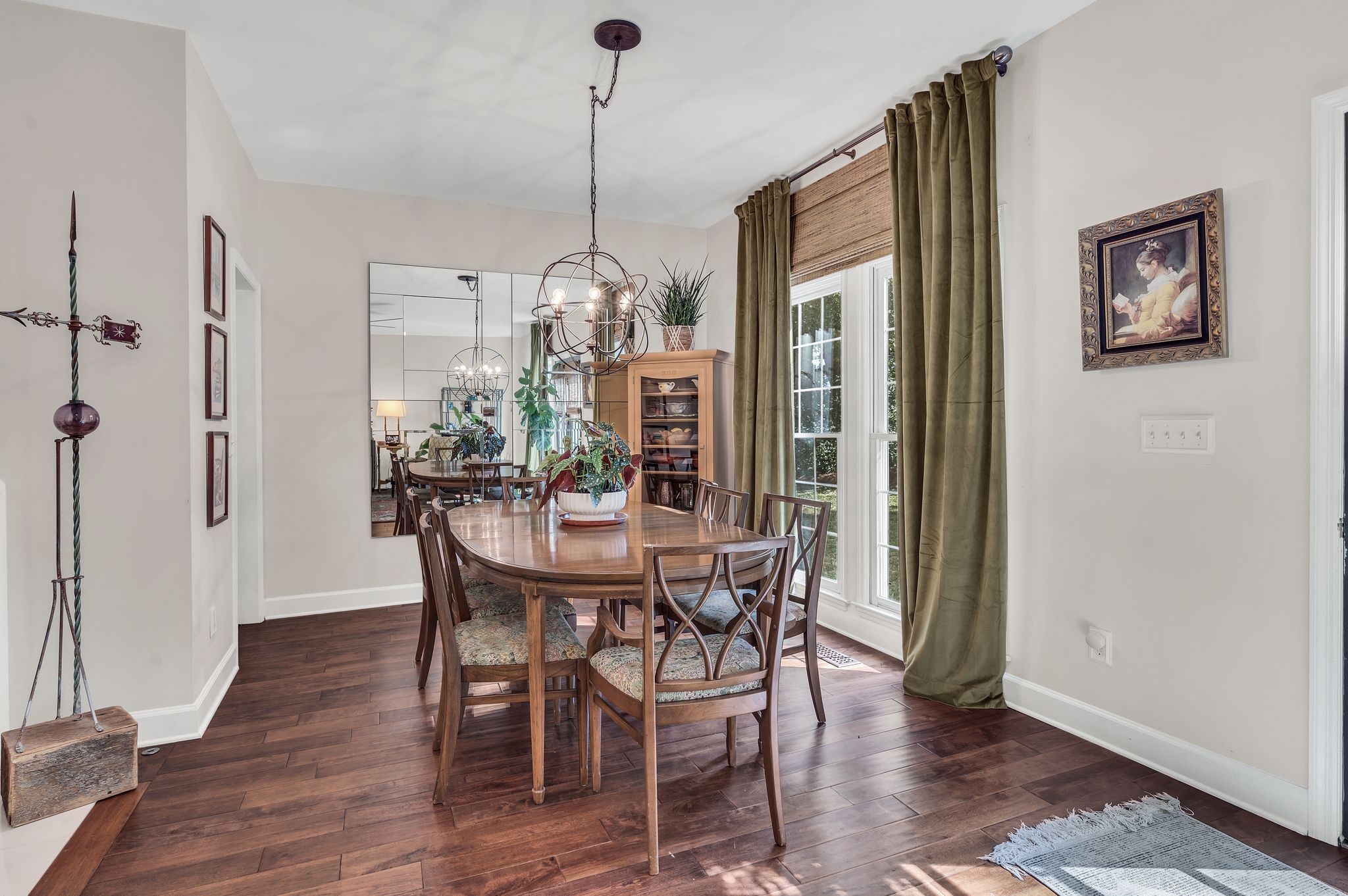 213 Herbert Ct