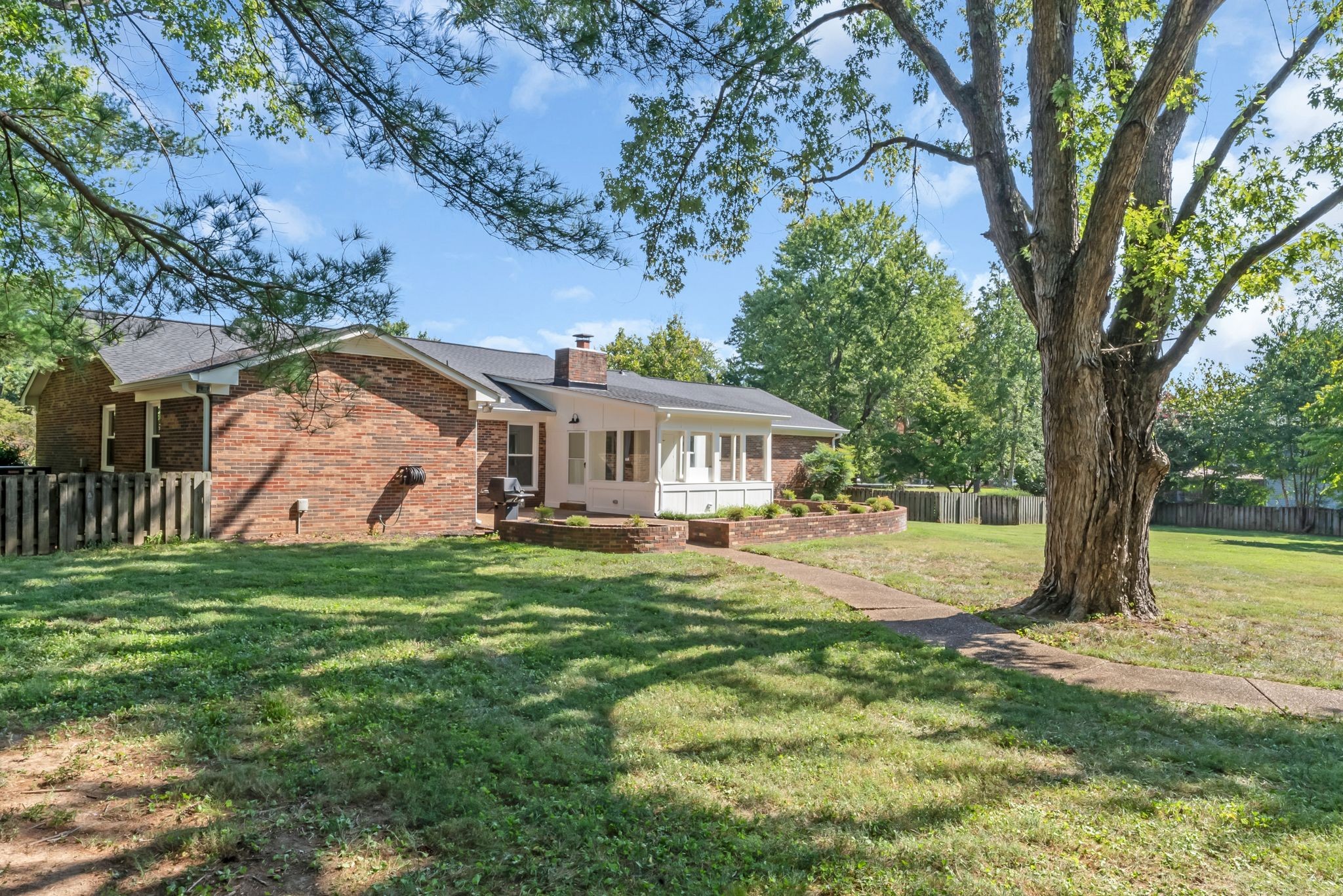 2231 Bowman Rd