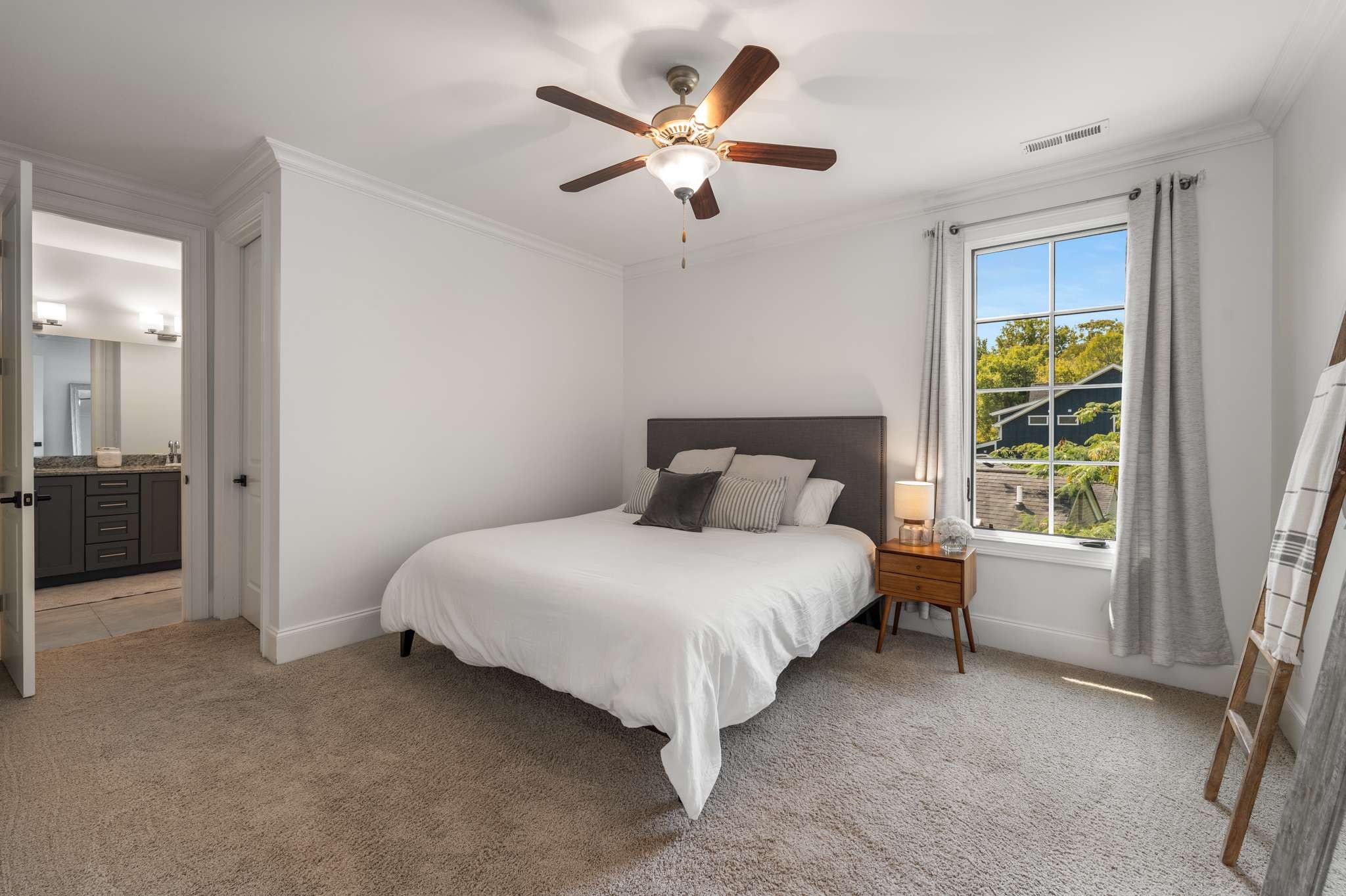 4035 General Bate Dr
