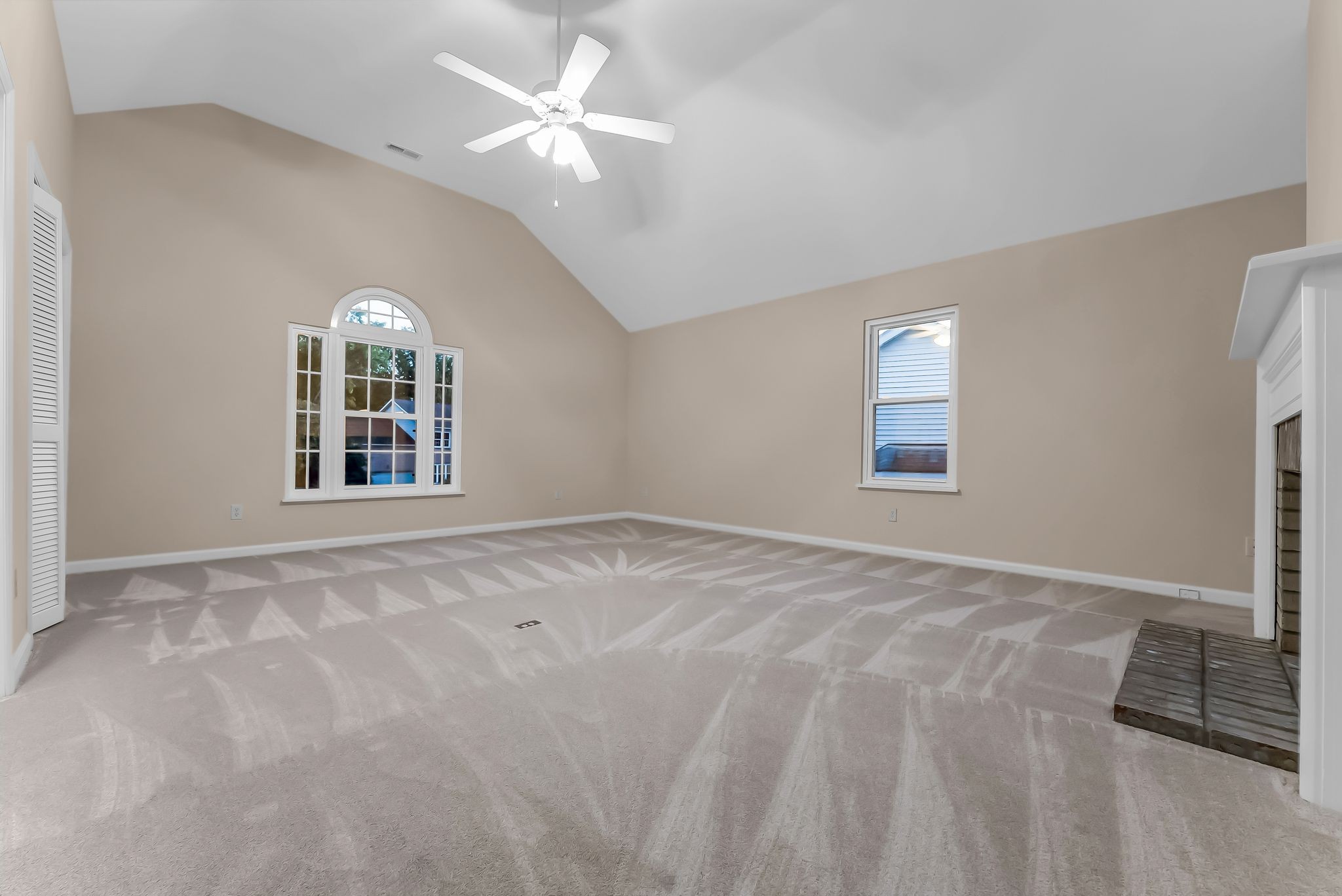 171 Clarendon Cir