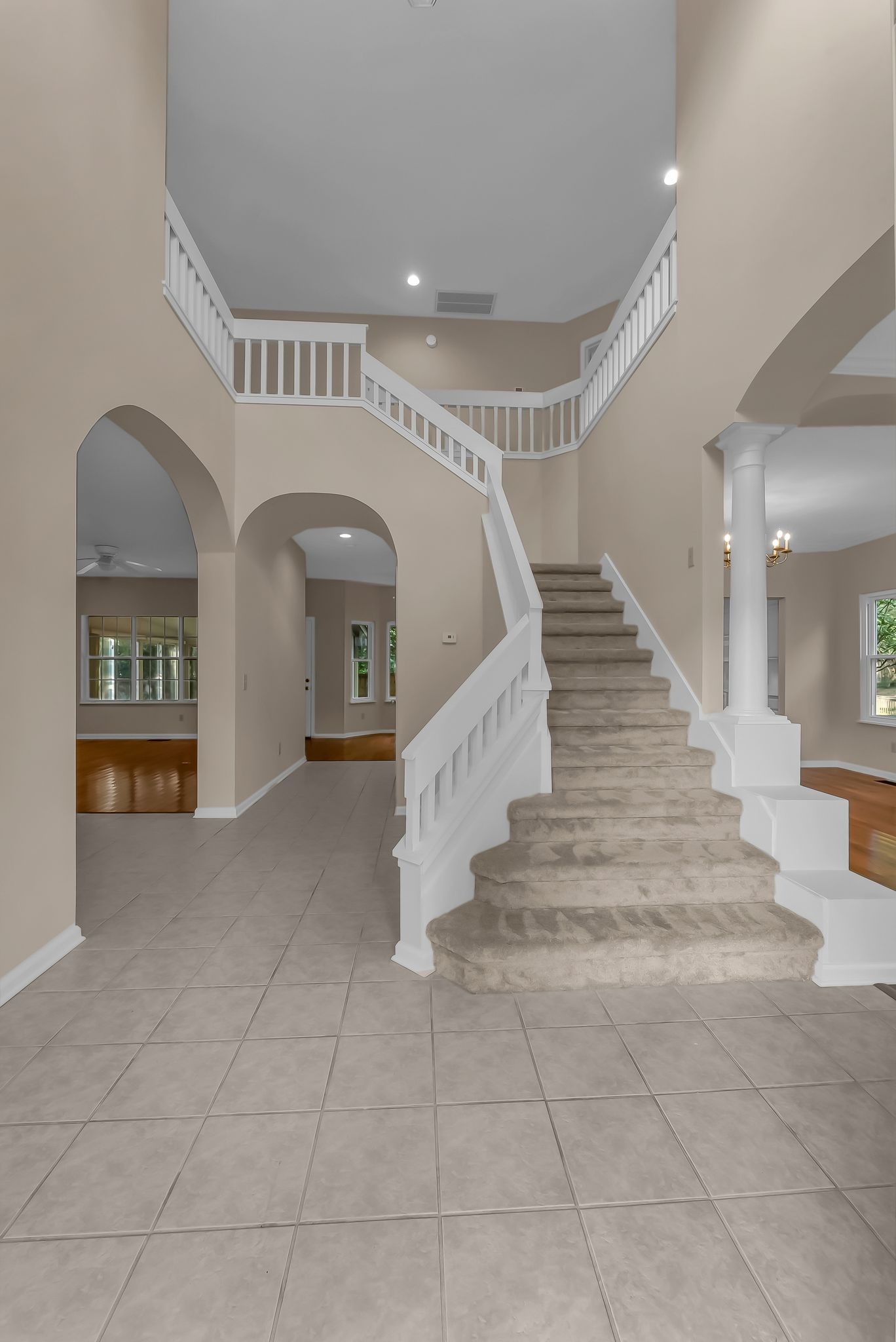171 Clarendon Cir