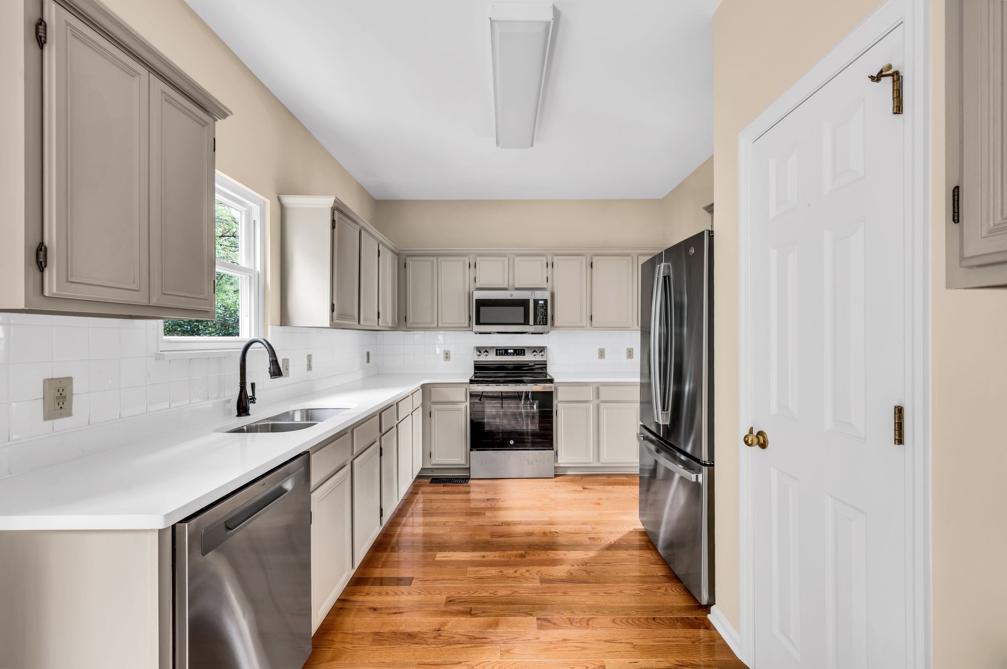 171 Clarendon Cir