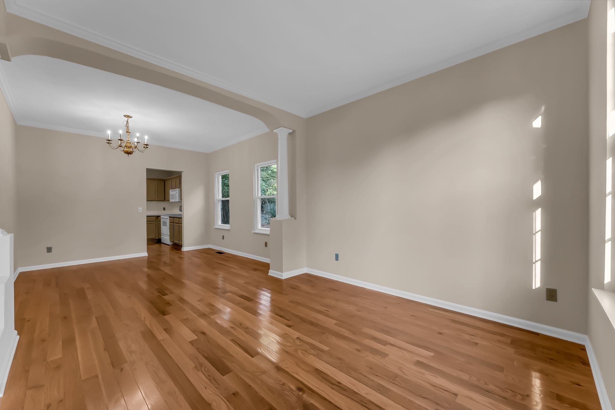 171 Clarendon Cir