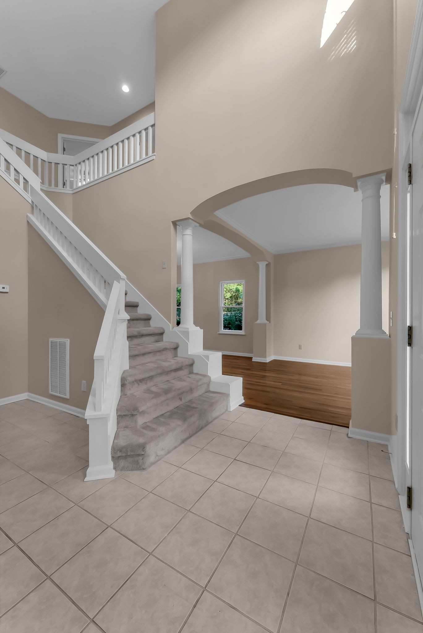 171 Clarendon Cir