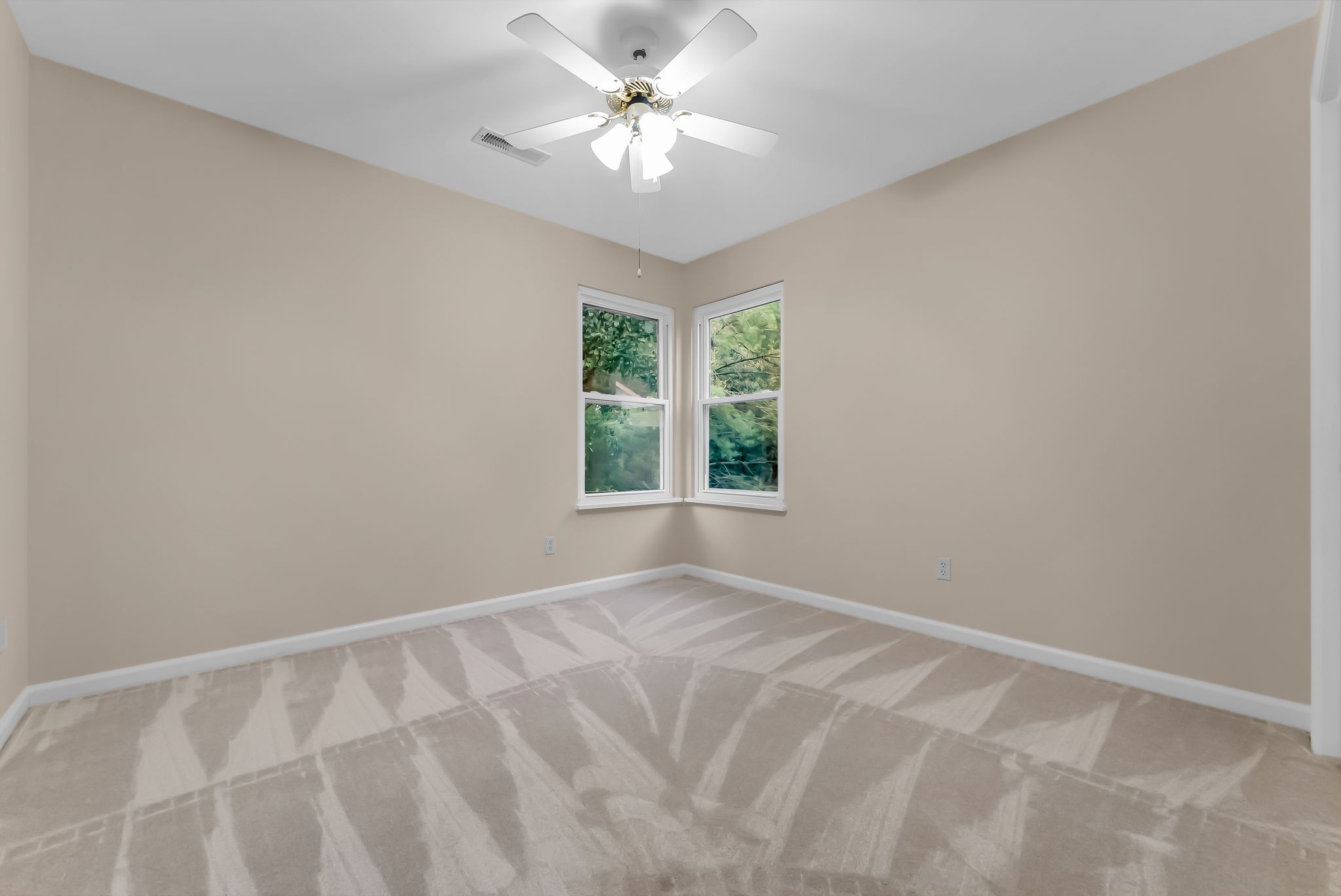 171 Clarendon Cir