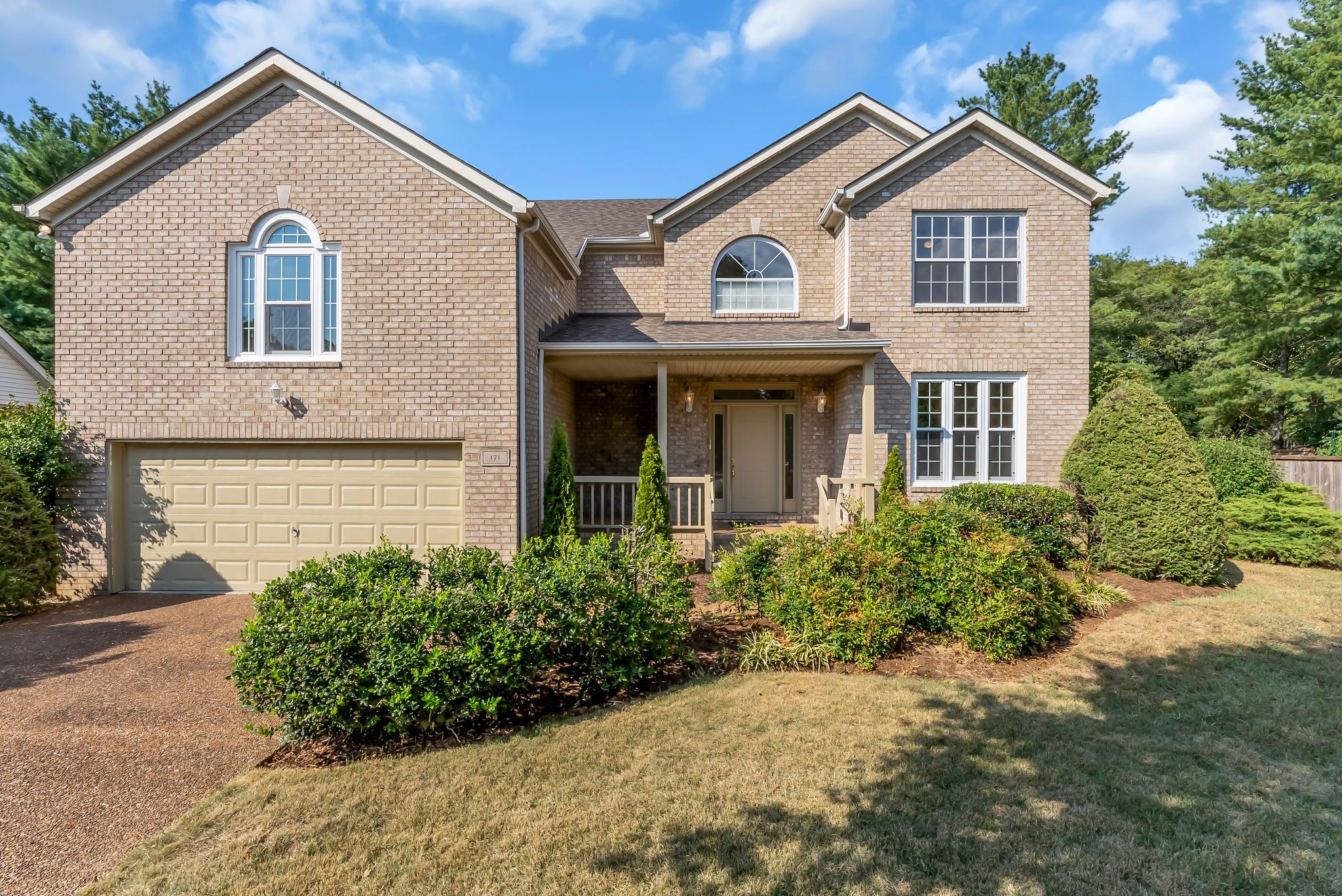 171 Clarendon Cir