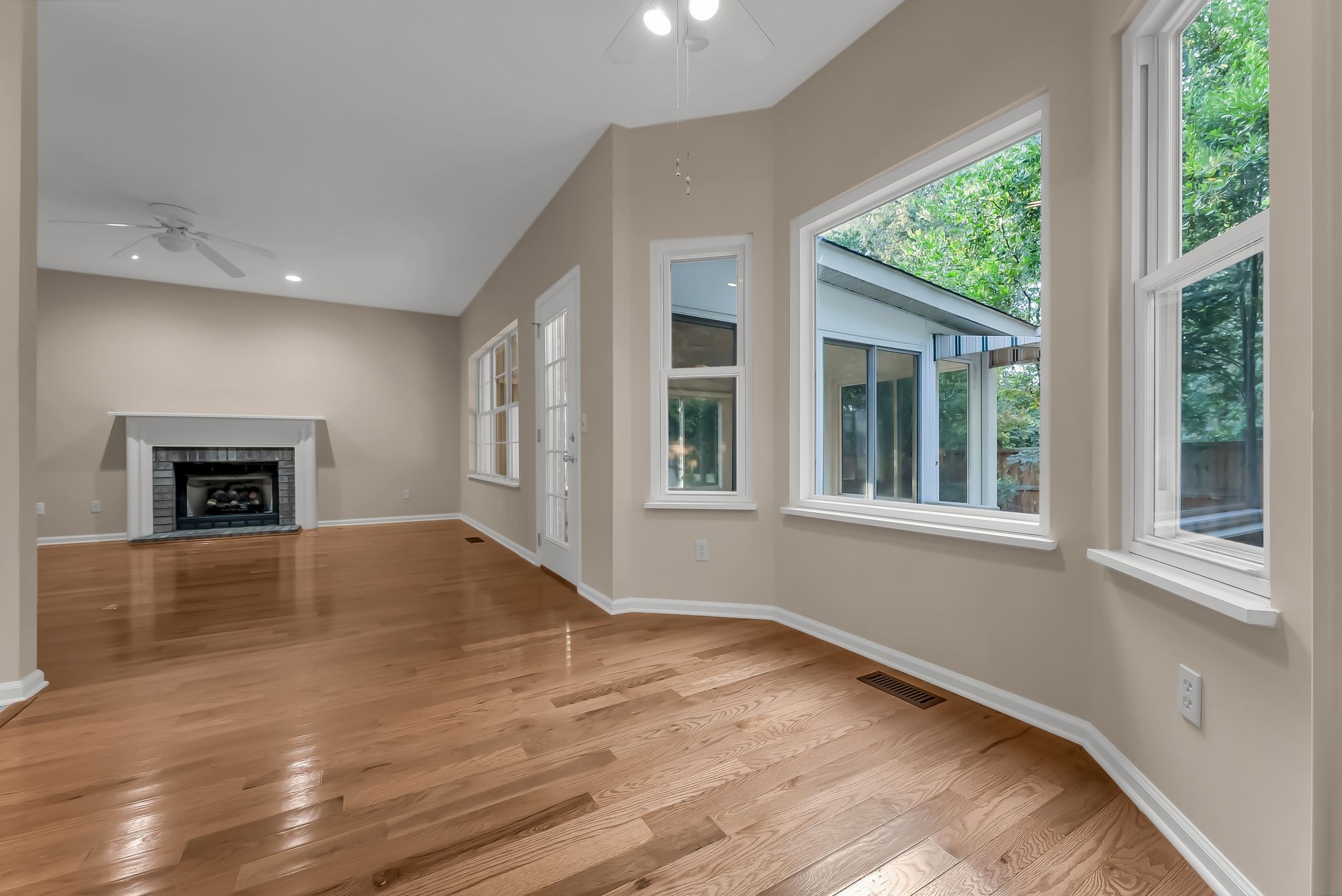 171 Clarendon Cir