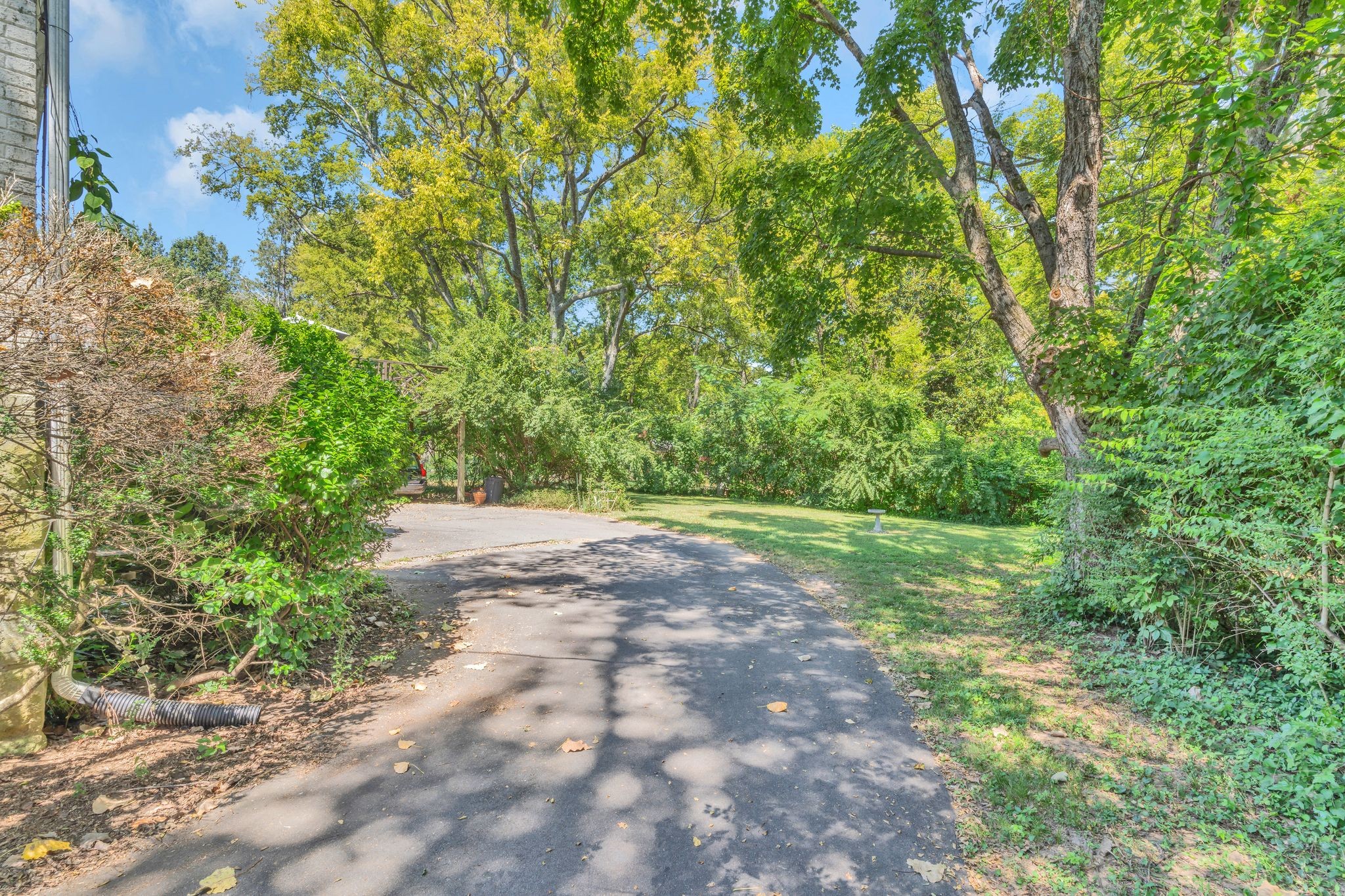 4316 Glen Eden Dr