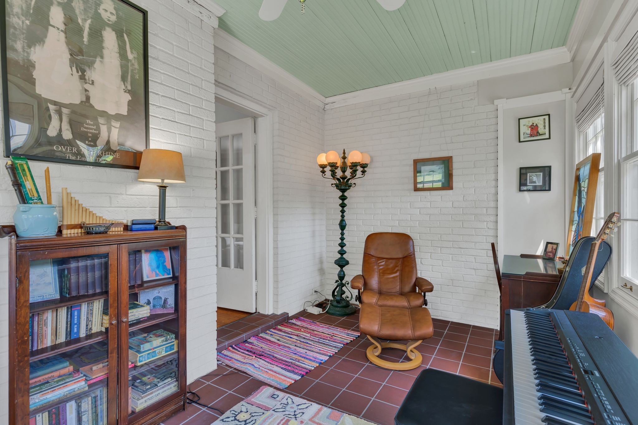 4316 Glen Eden Dr