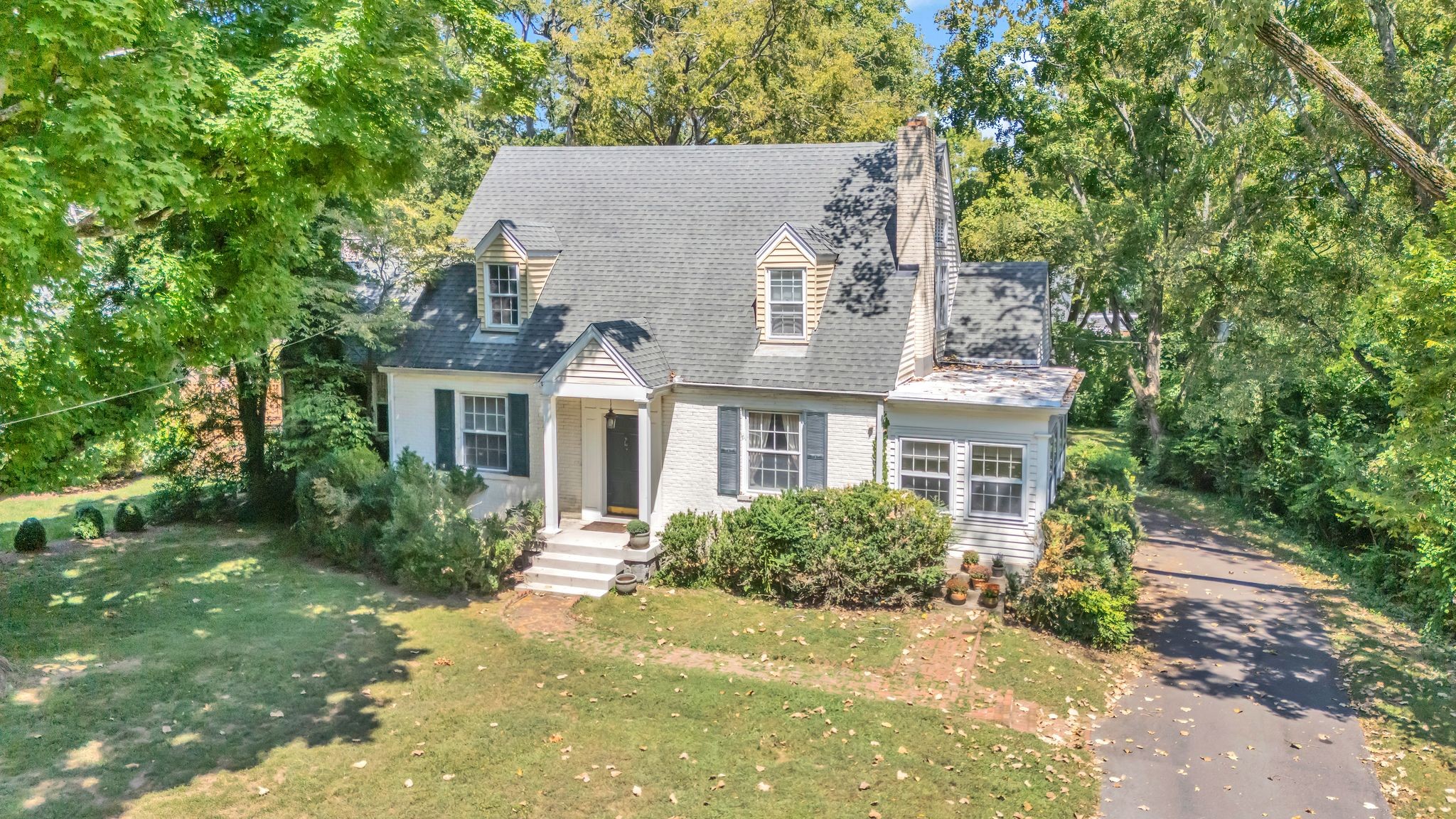 4316 Glen Eden Dr