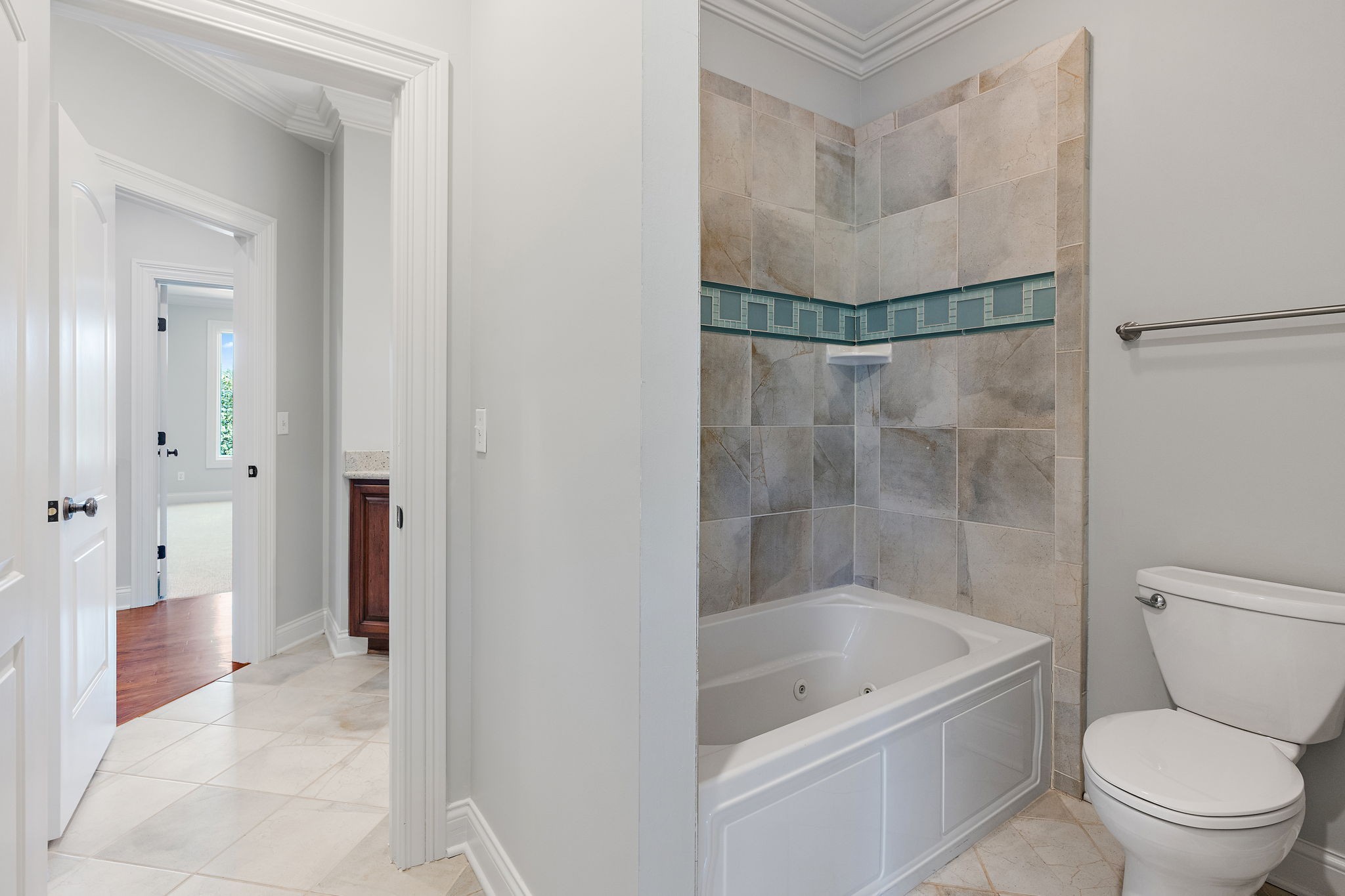 107 Steeplechase Ln