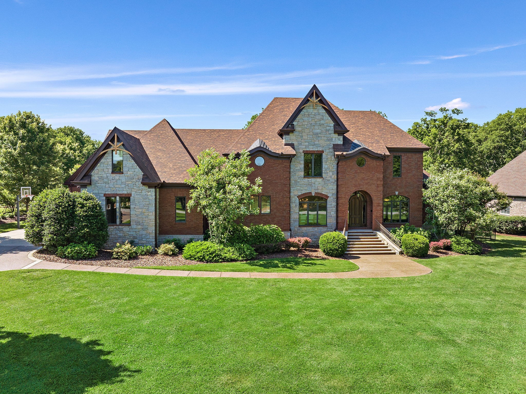 107 Steeplechase Ln