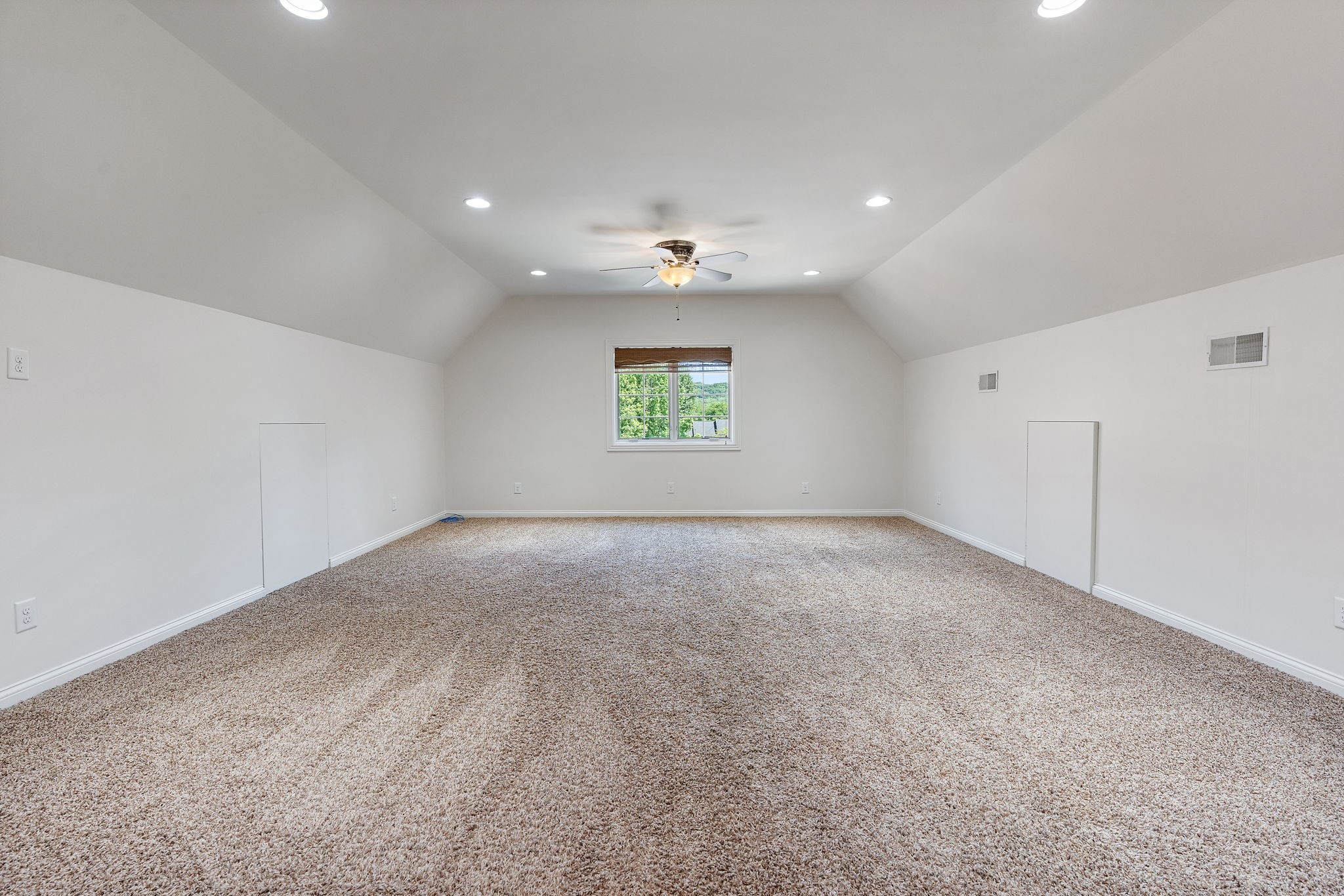 107 Steeplechase Ln