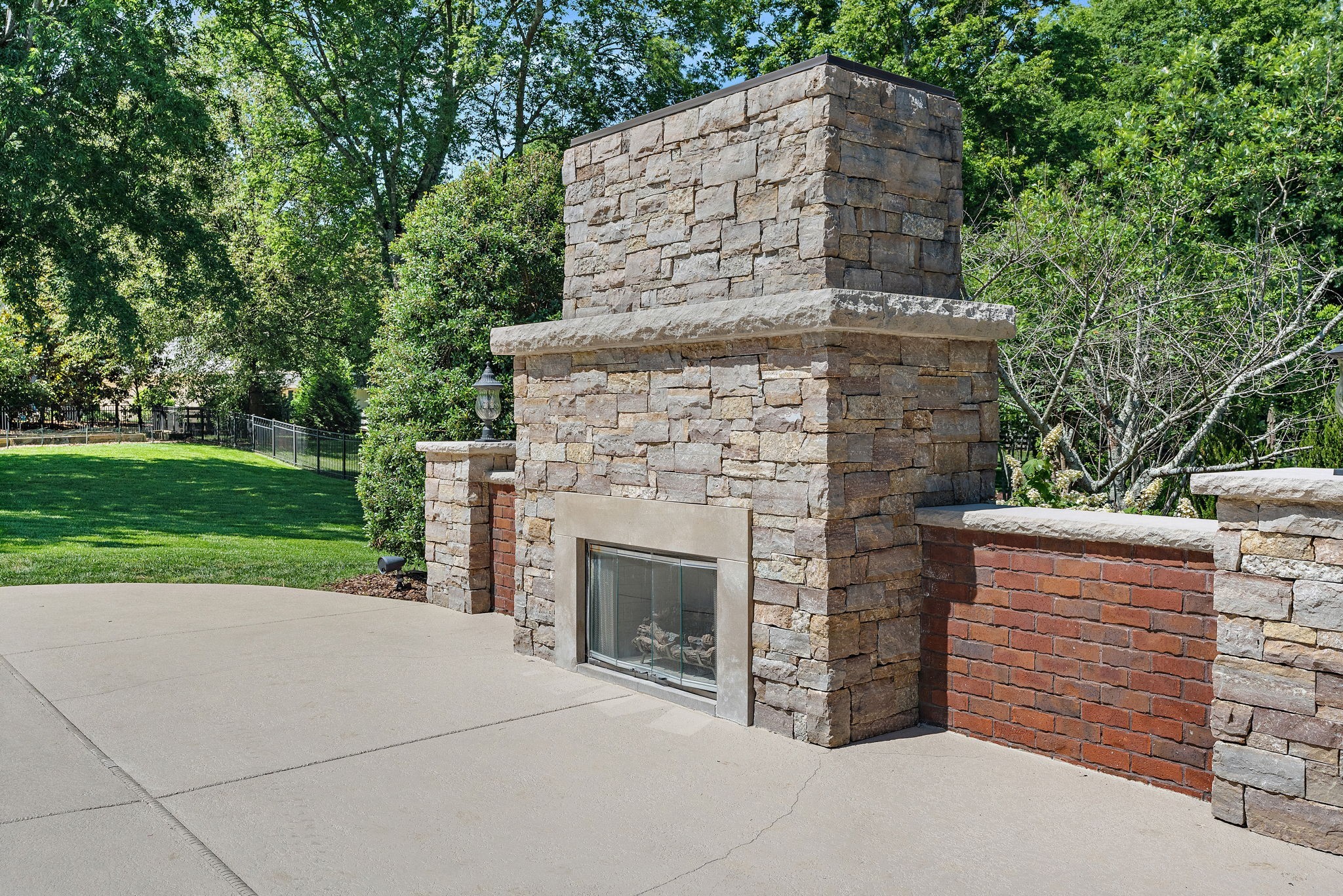 107 Steeplechase Ln