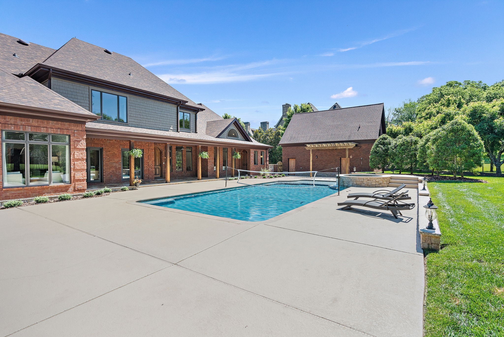 107 Steeplechase Ln