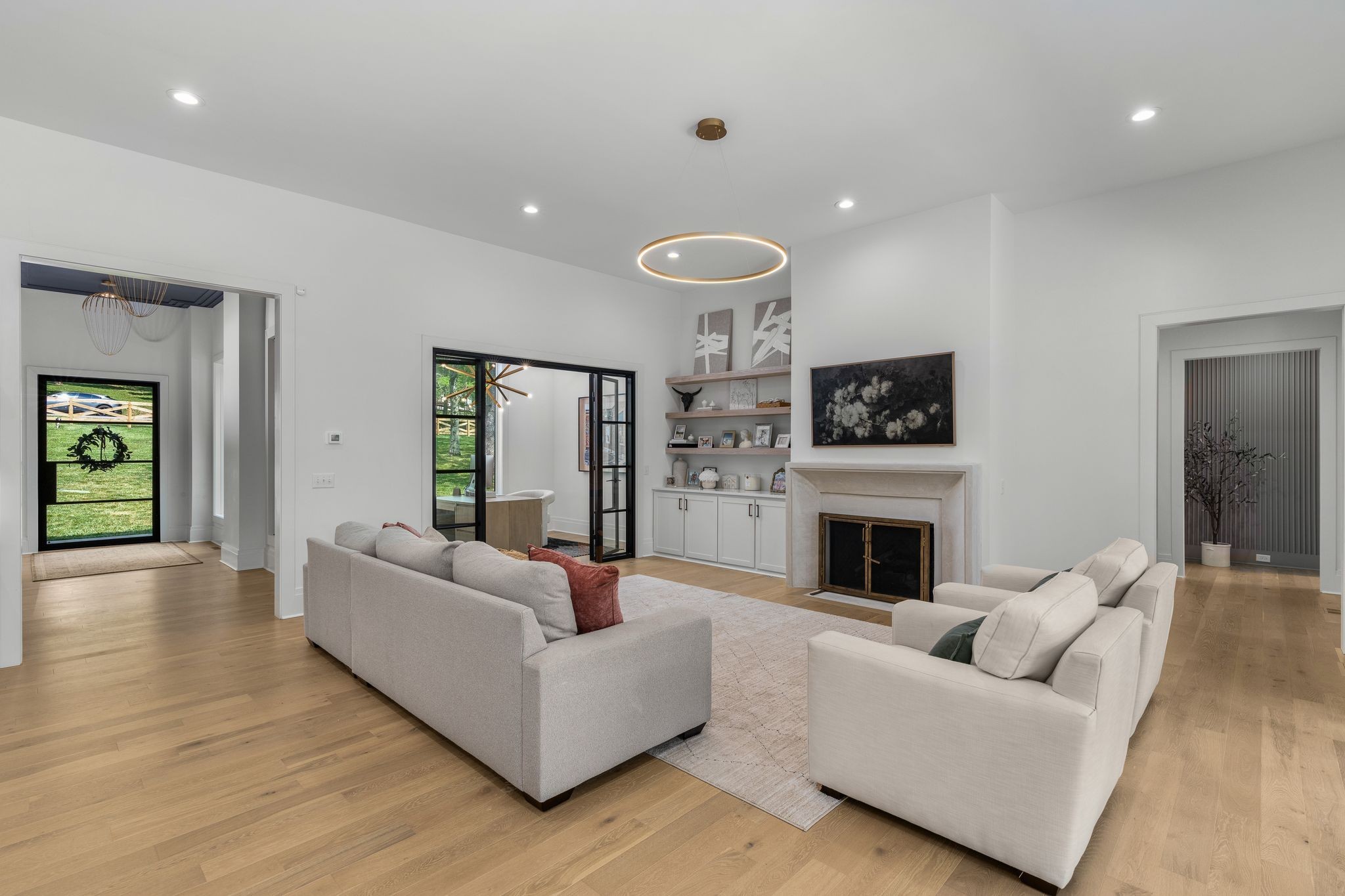 4612 Belmont Park Ter