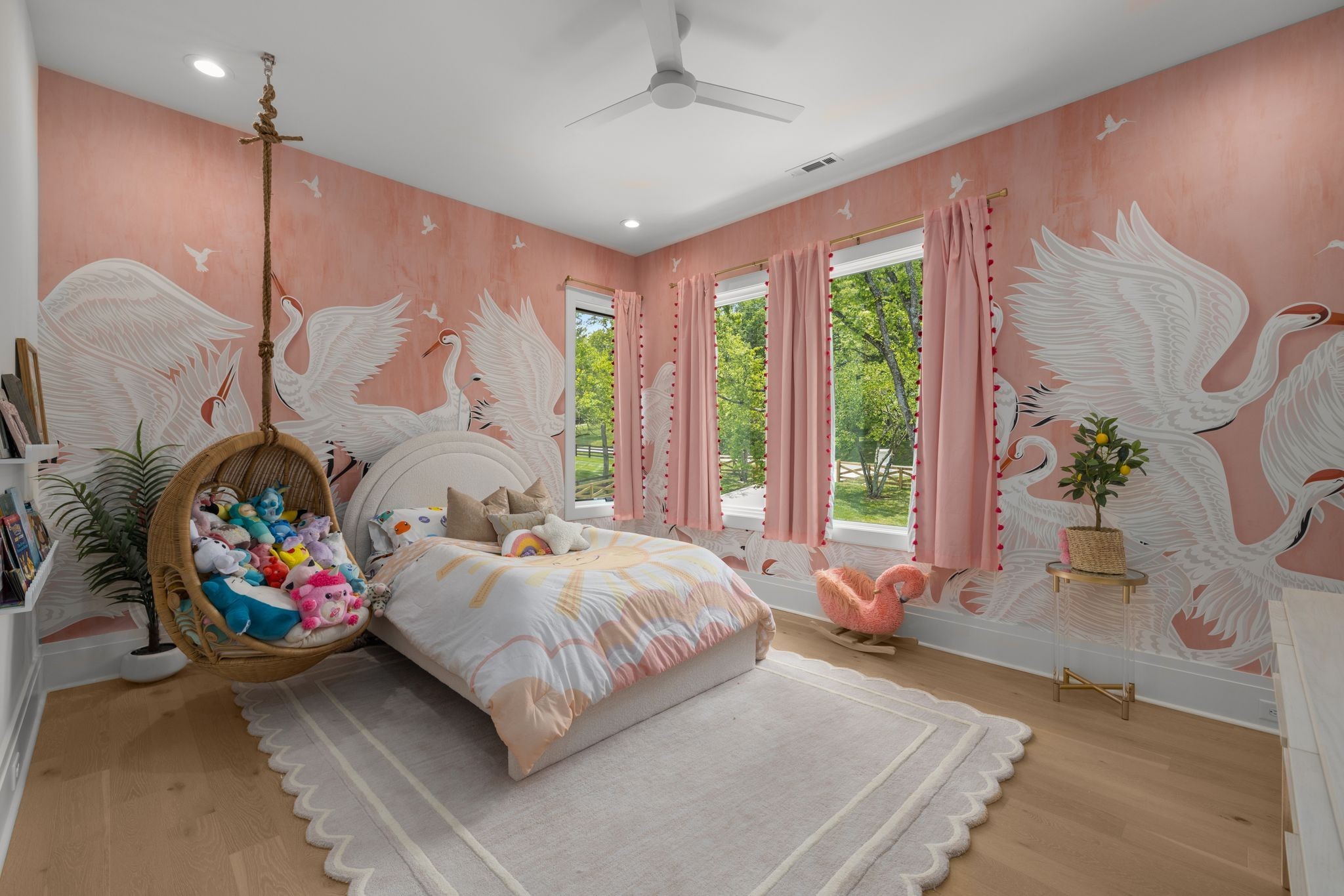 4612 Belmont Park Ter