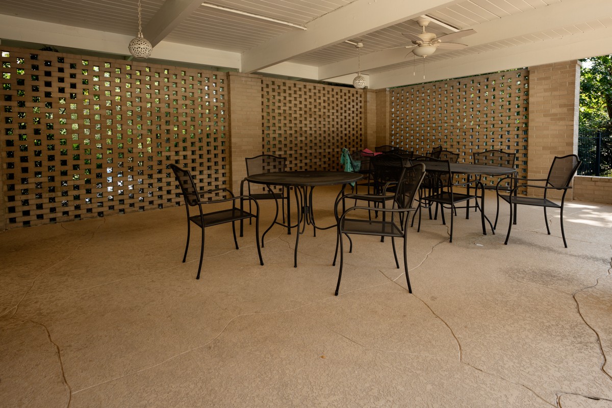 105 Leake Ave Unit: 2