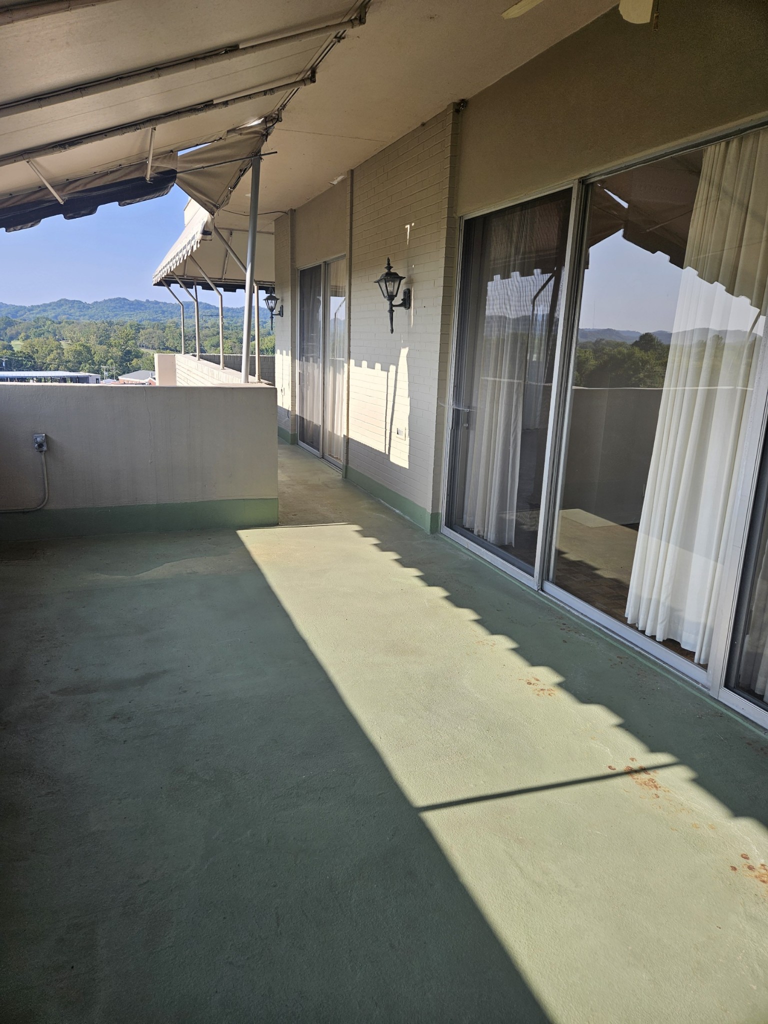 105 Leake Ave Unit: 2