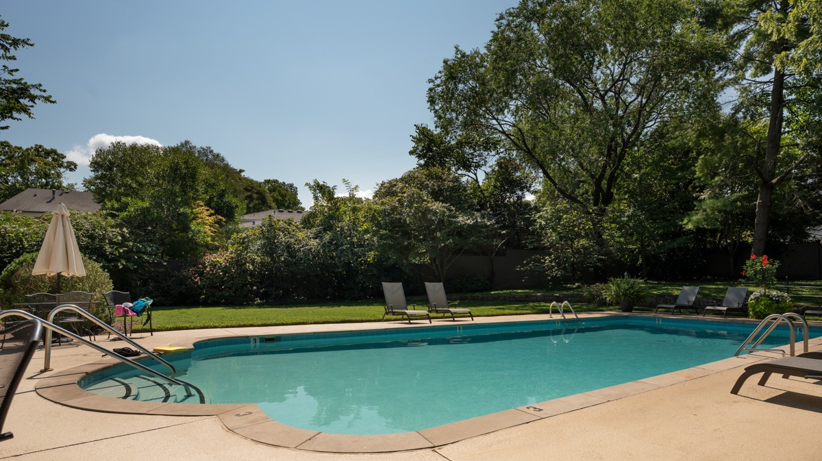 105 Leake Ave Unit: 2