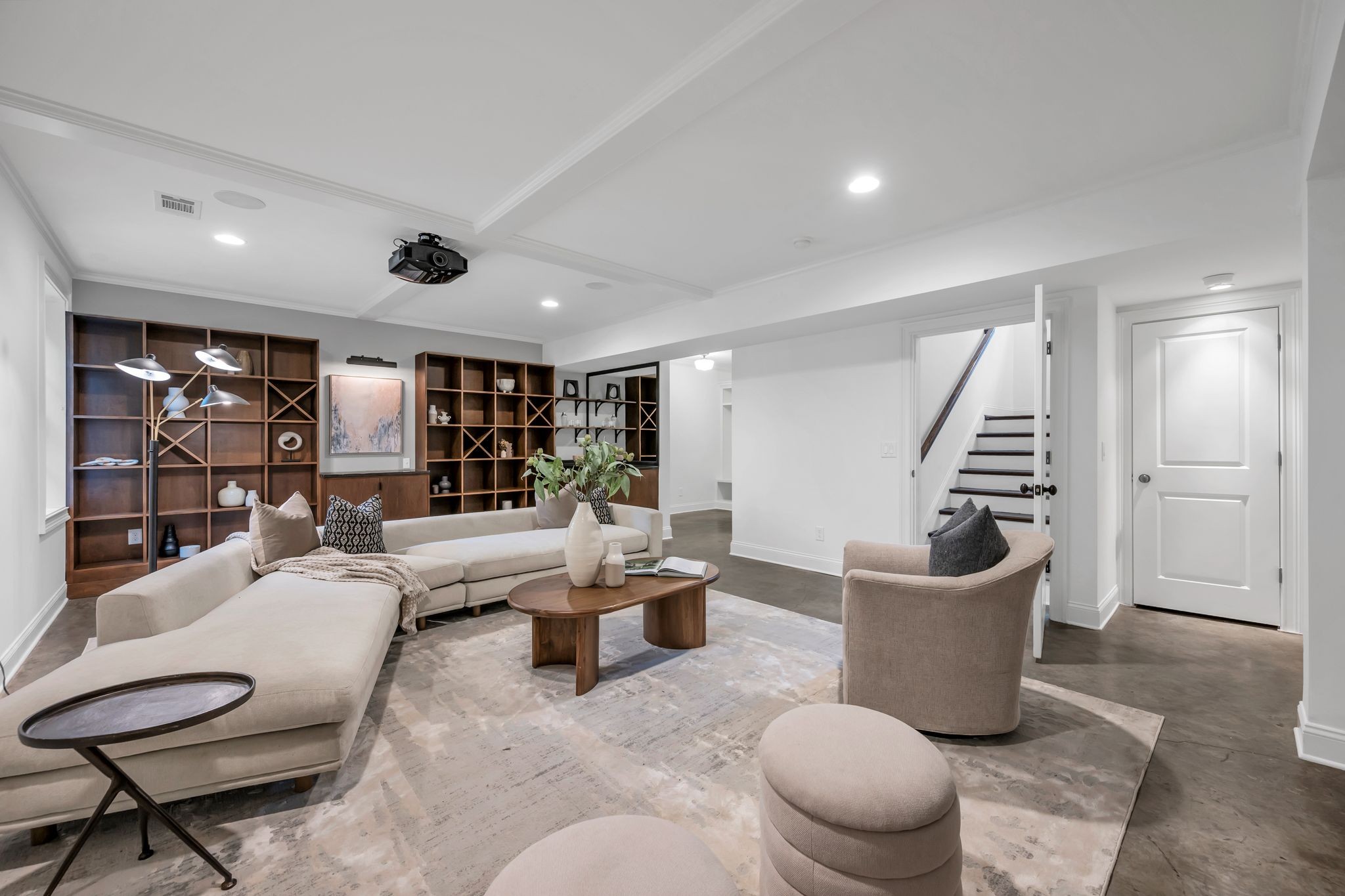 2802 Hawthorne Pl