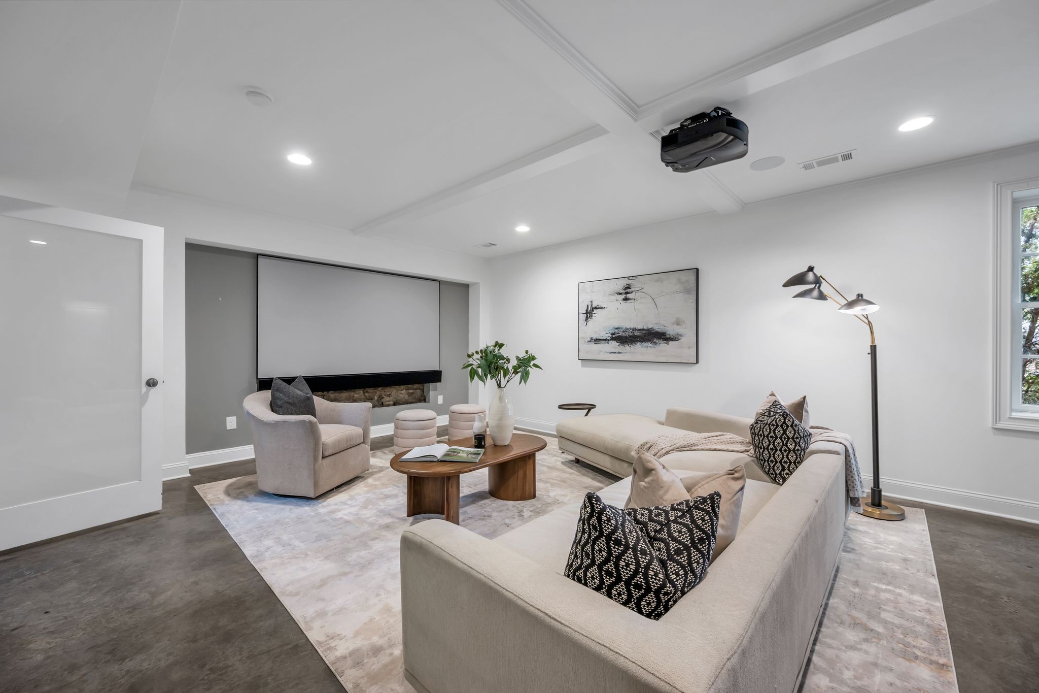 2802 Hawthorne Pl