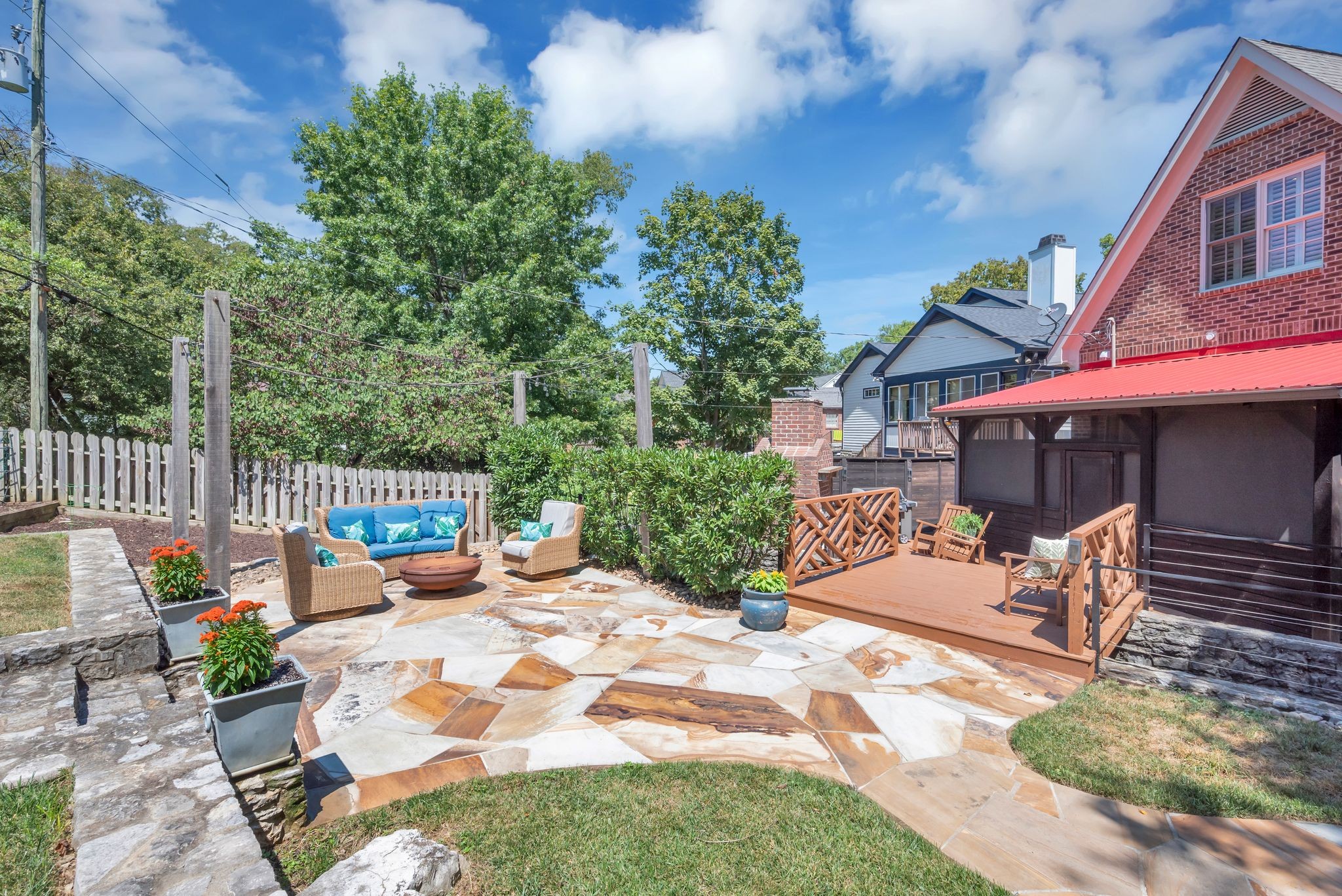 118C Blackburn Ave