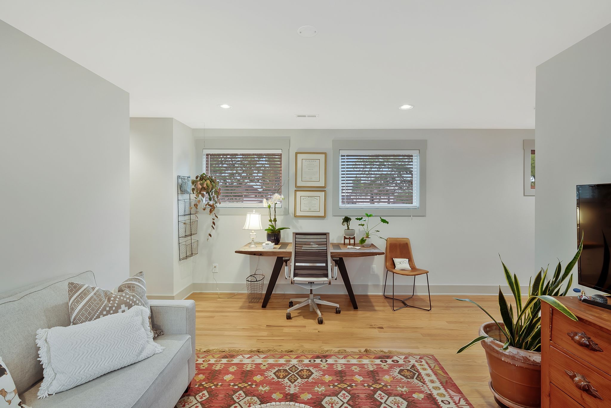 858A Kirkwood Ave