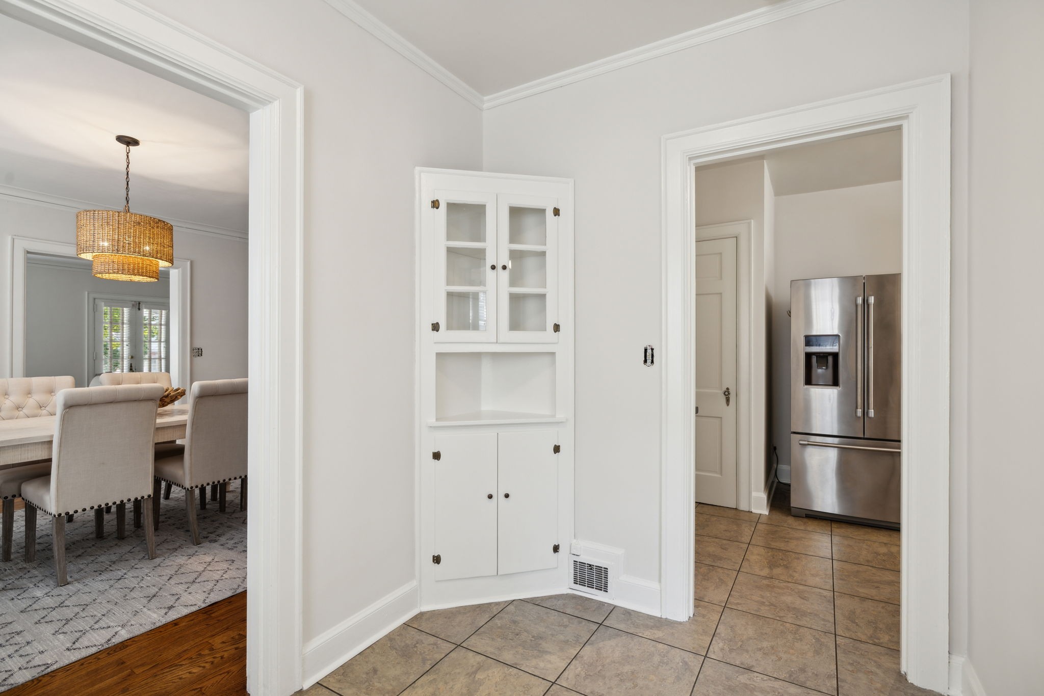 102 Lauderdale Rd Unit: A