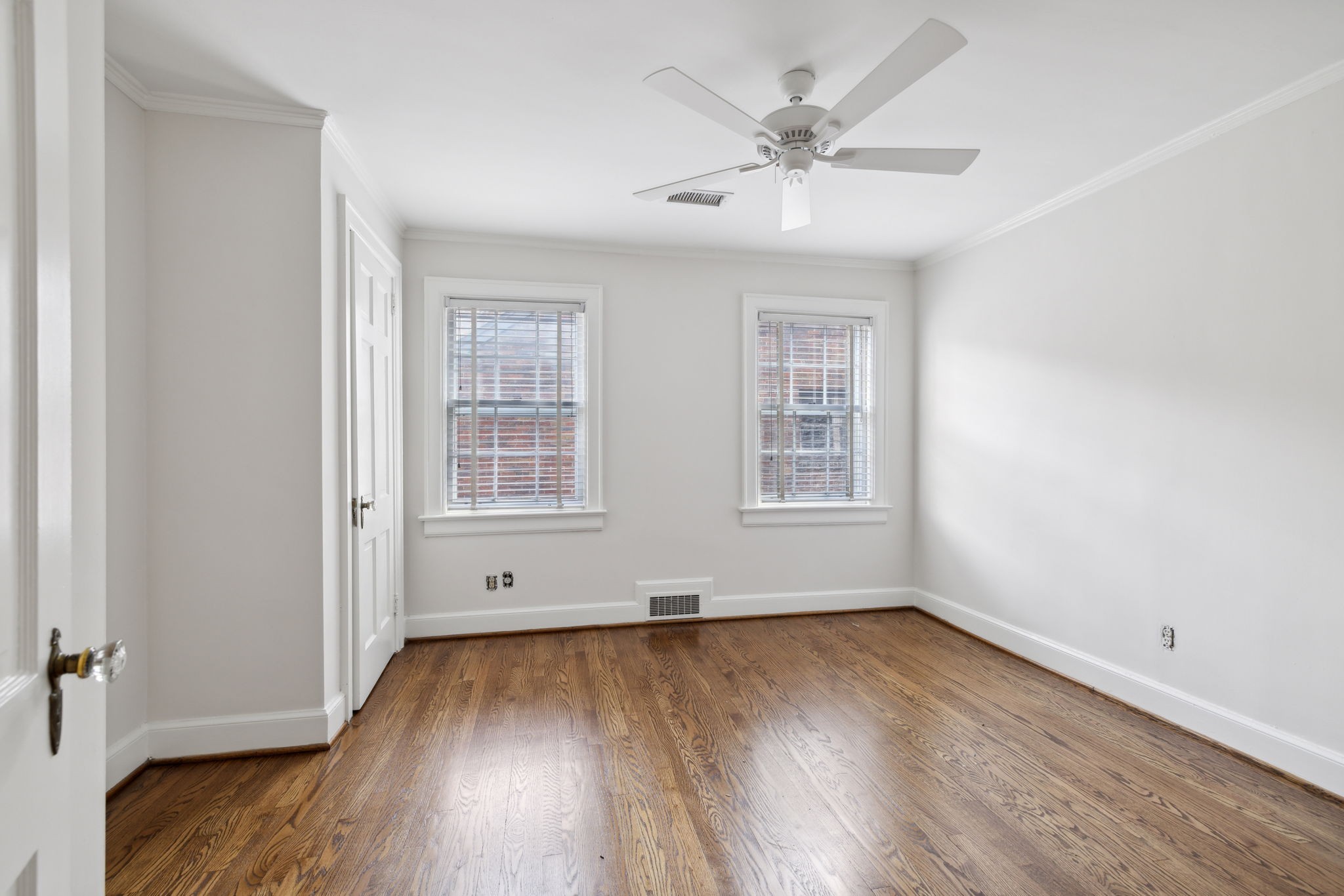 102 Lauderdale Rd Unit: A