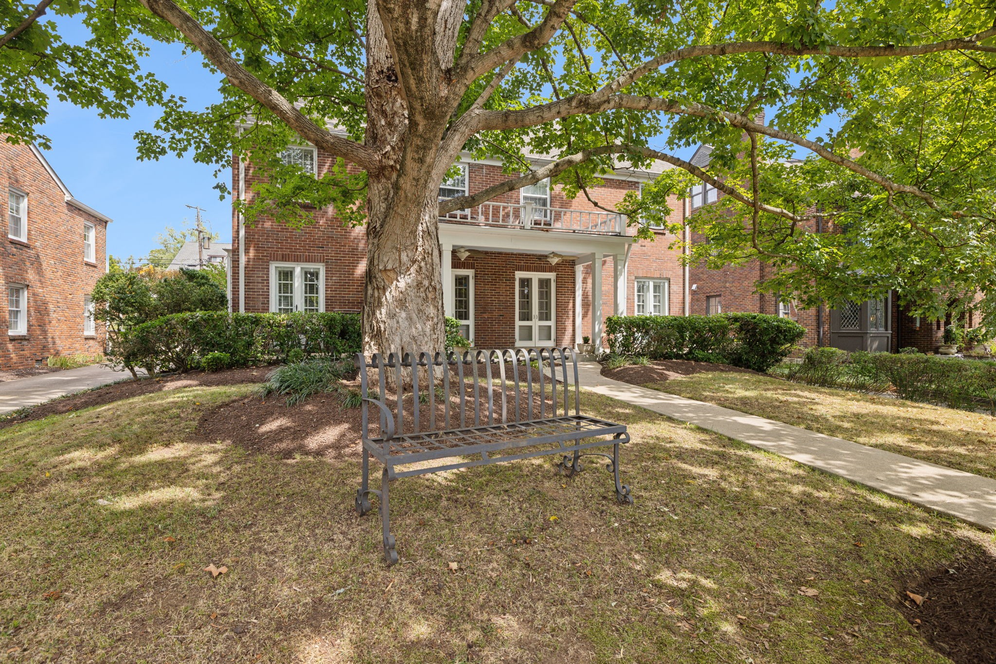 102 Lauderdale Rd Unit: A