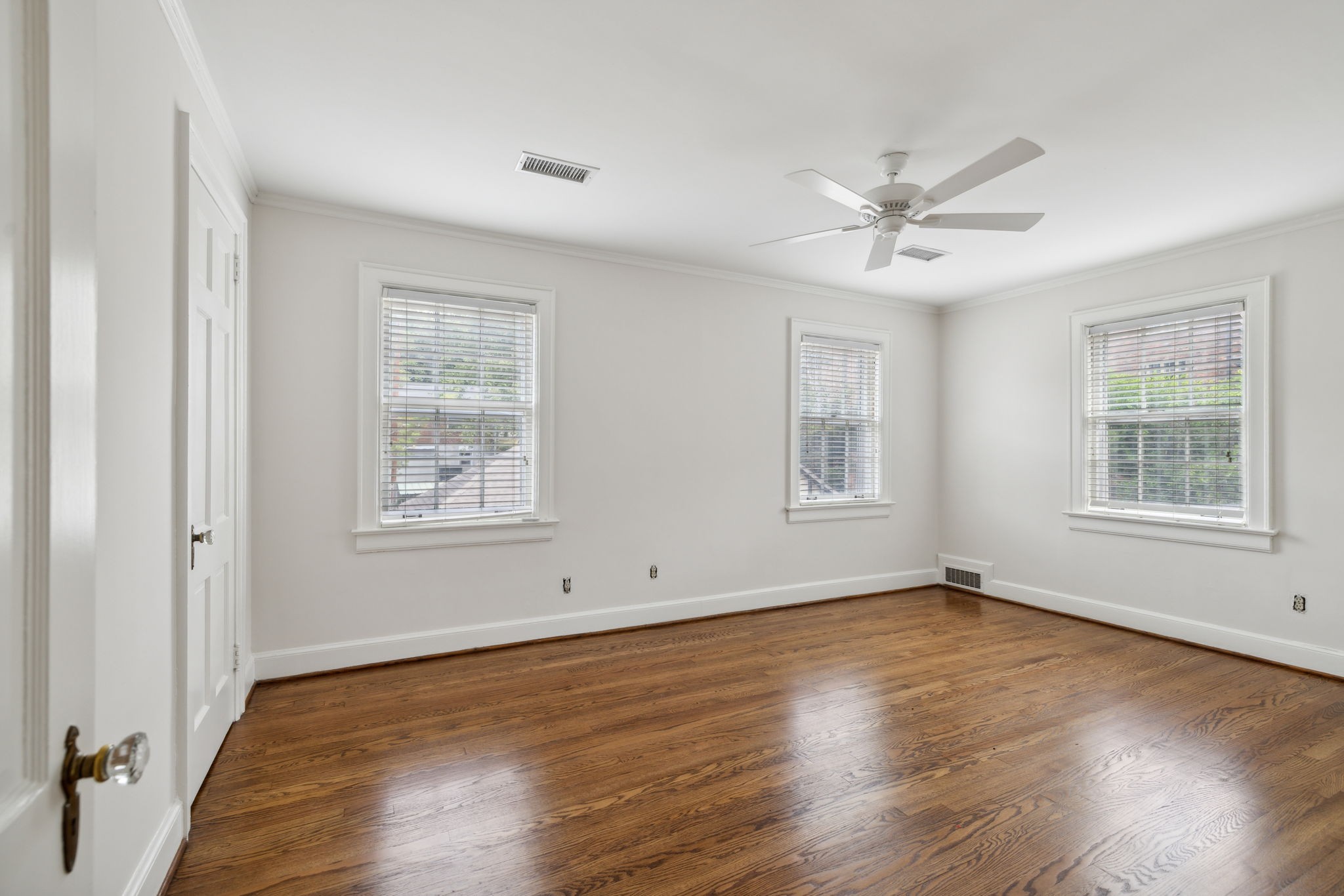 102 Lauderdale Rd Unit: A