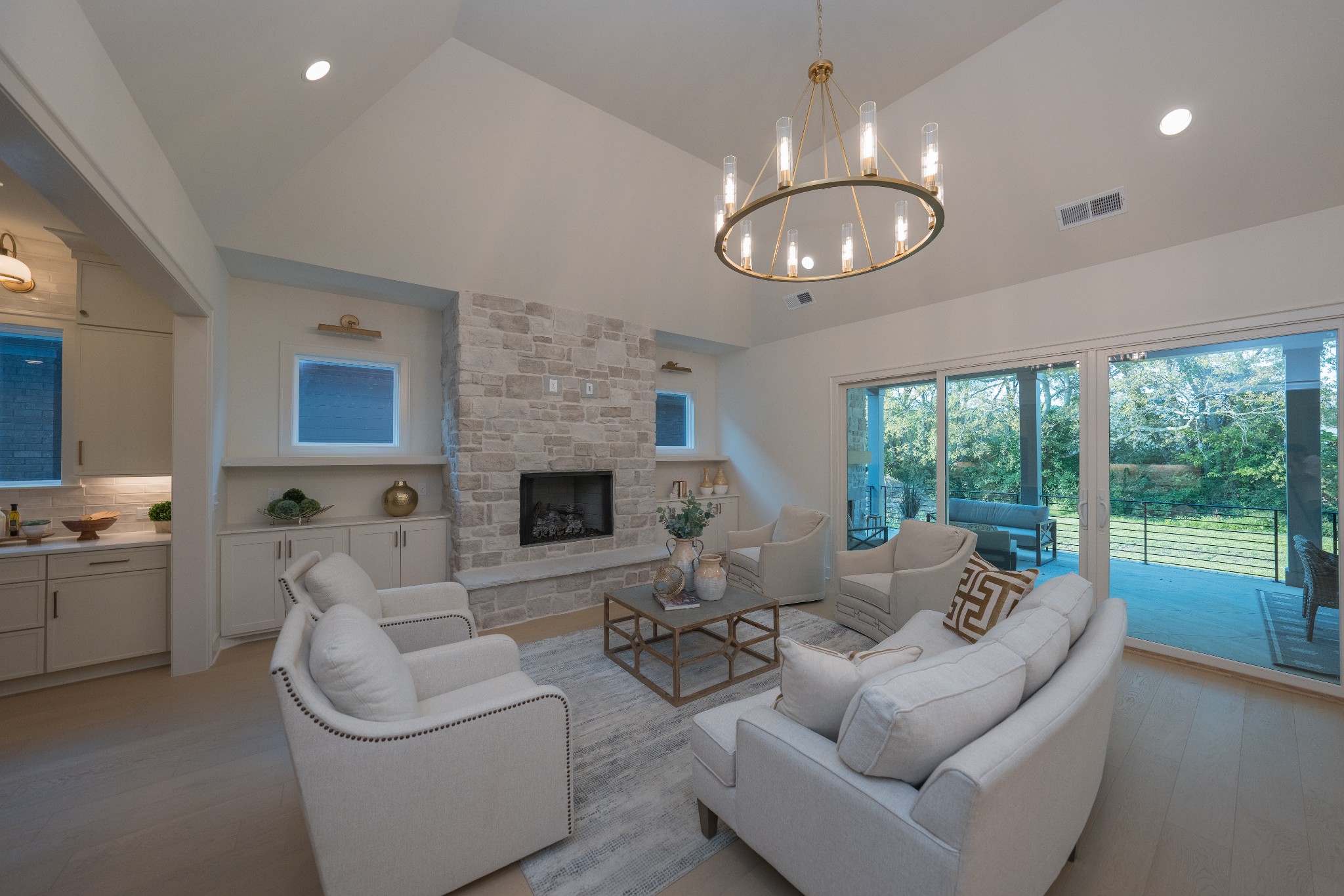 391 Stephens Valley Blvd