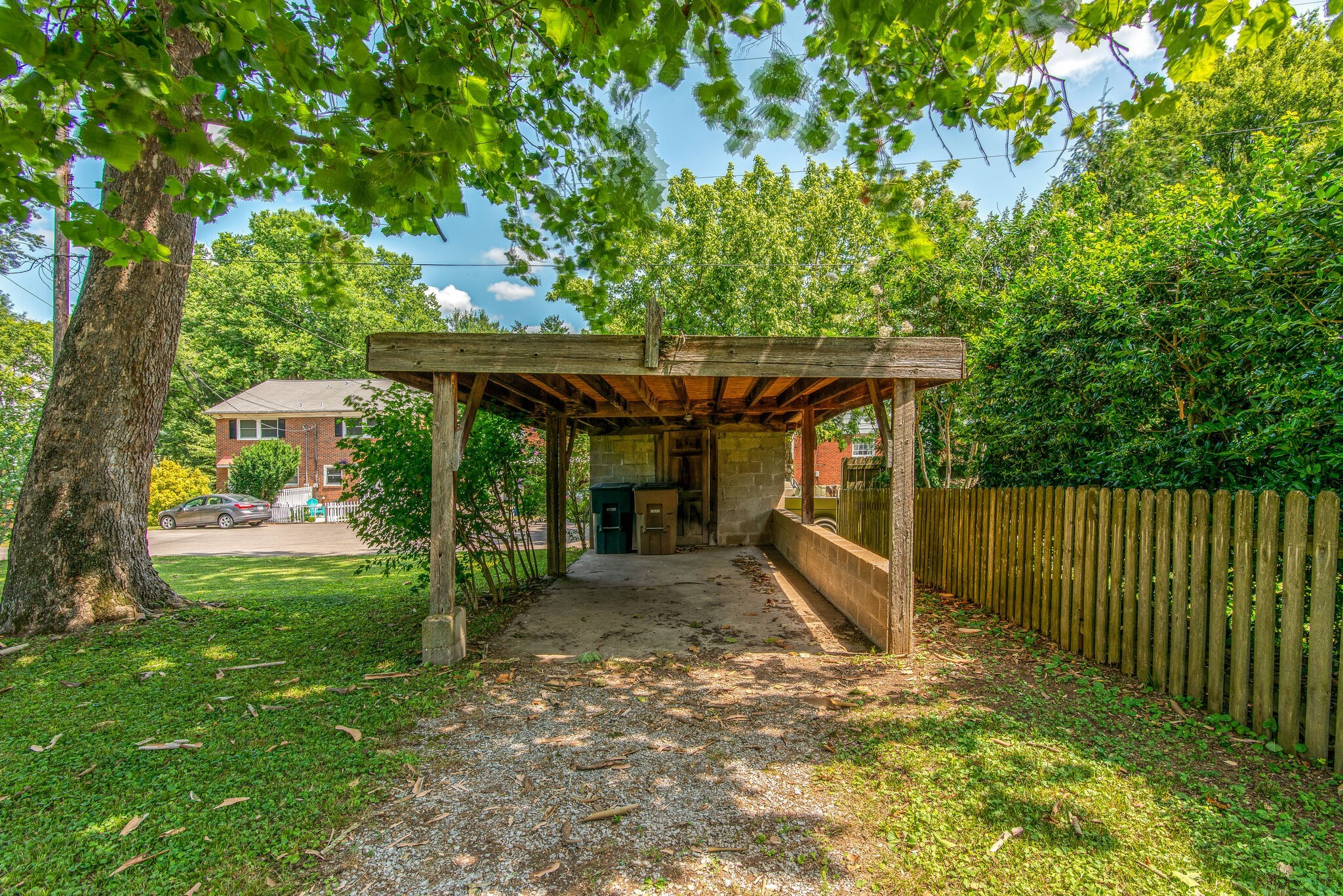 1028 Belvidere Dr
