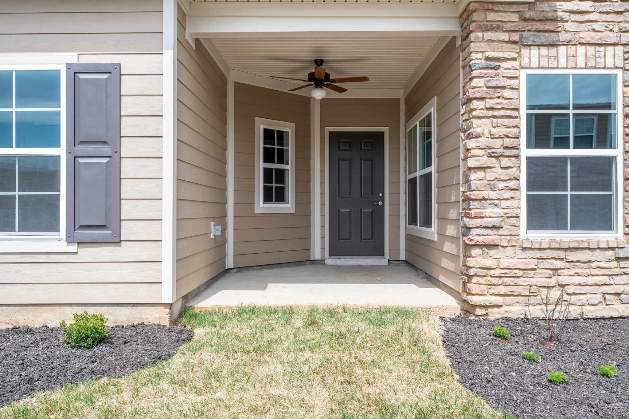 2366 Stonecenter Ln