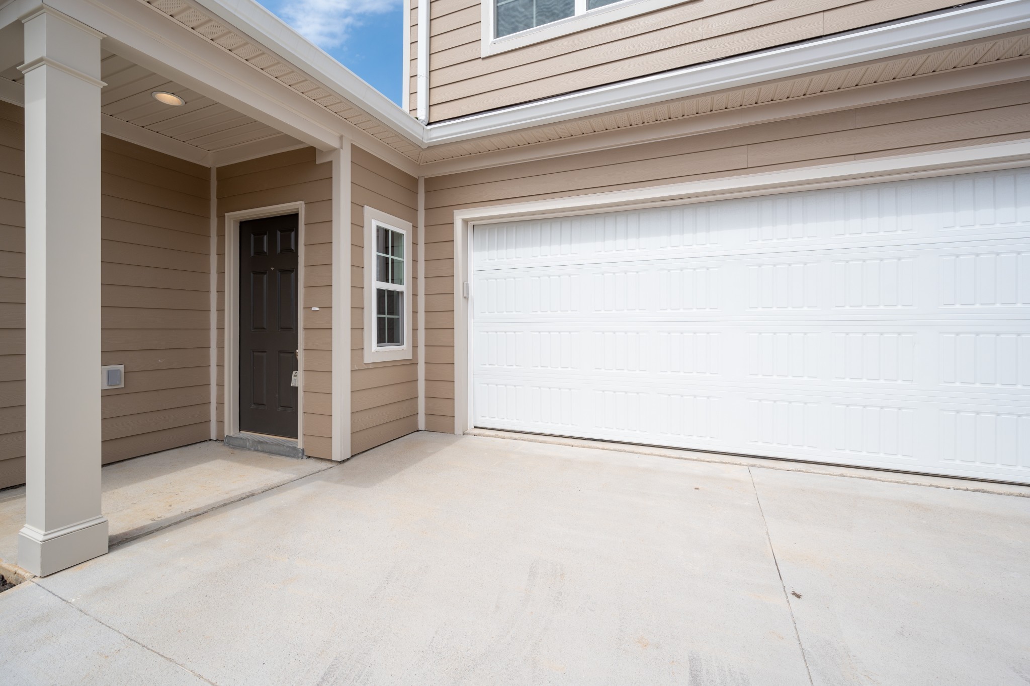 2366 Stonecenter Ln