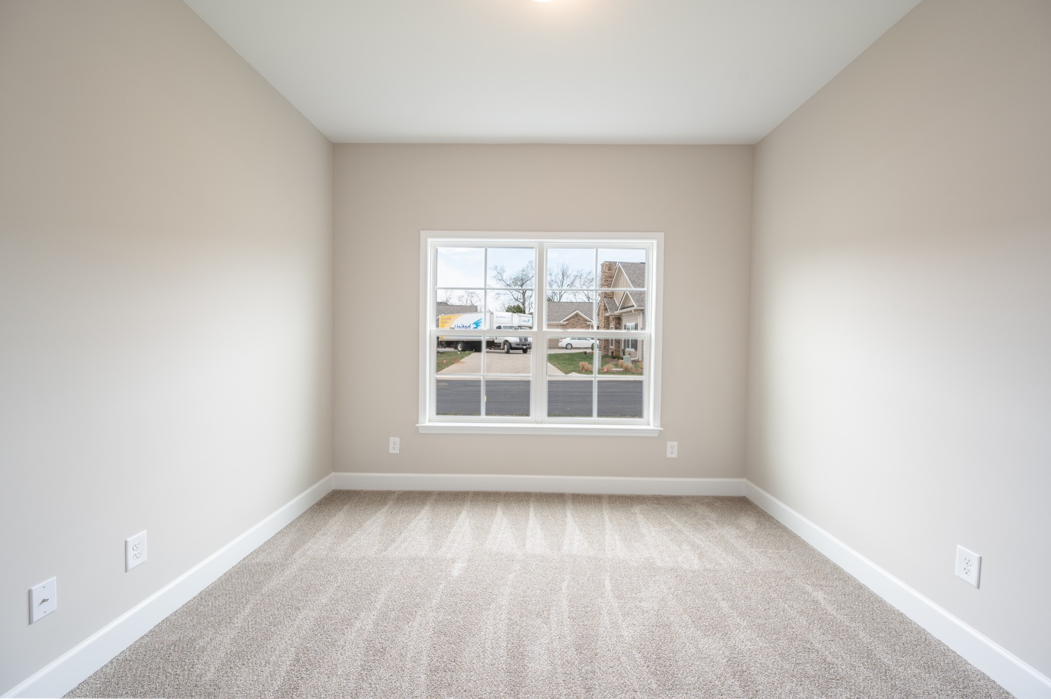 2366 Stonecenter Ln