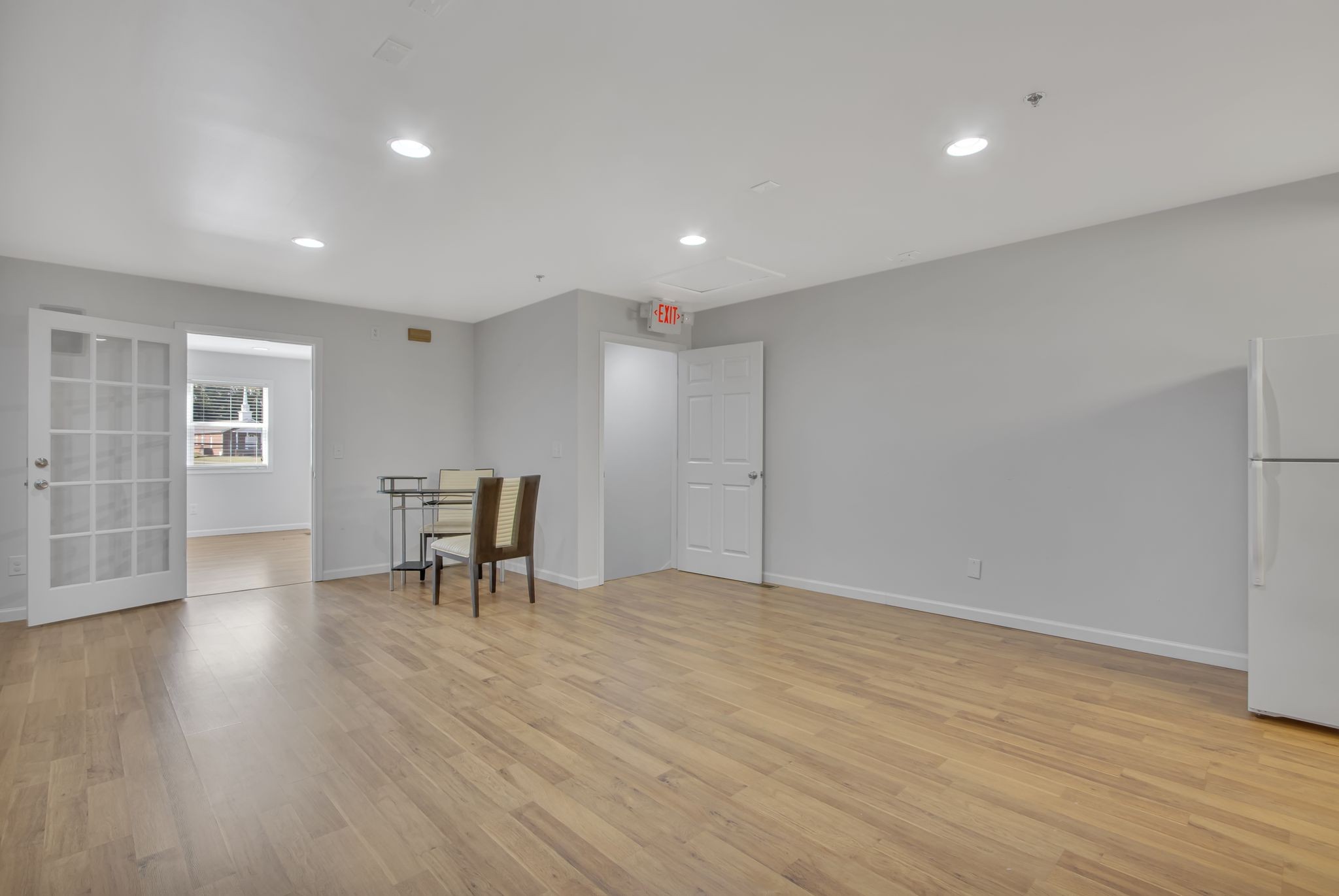 5226 Main Street