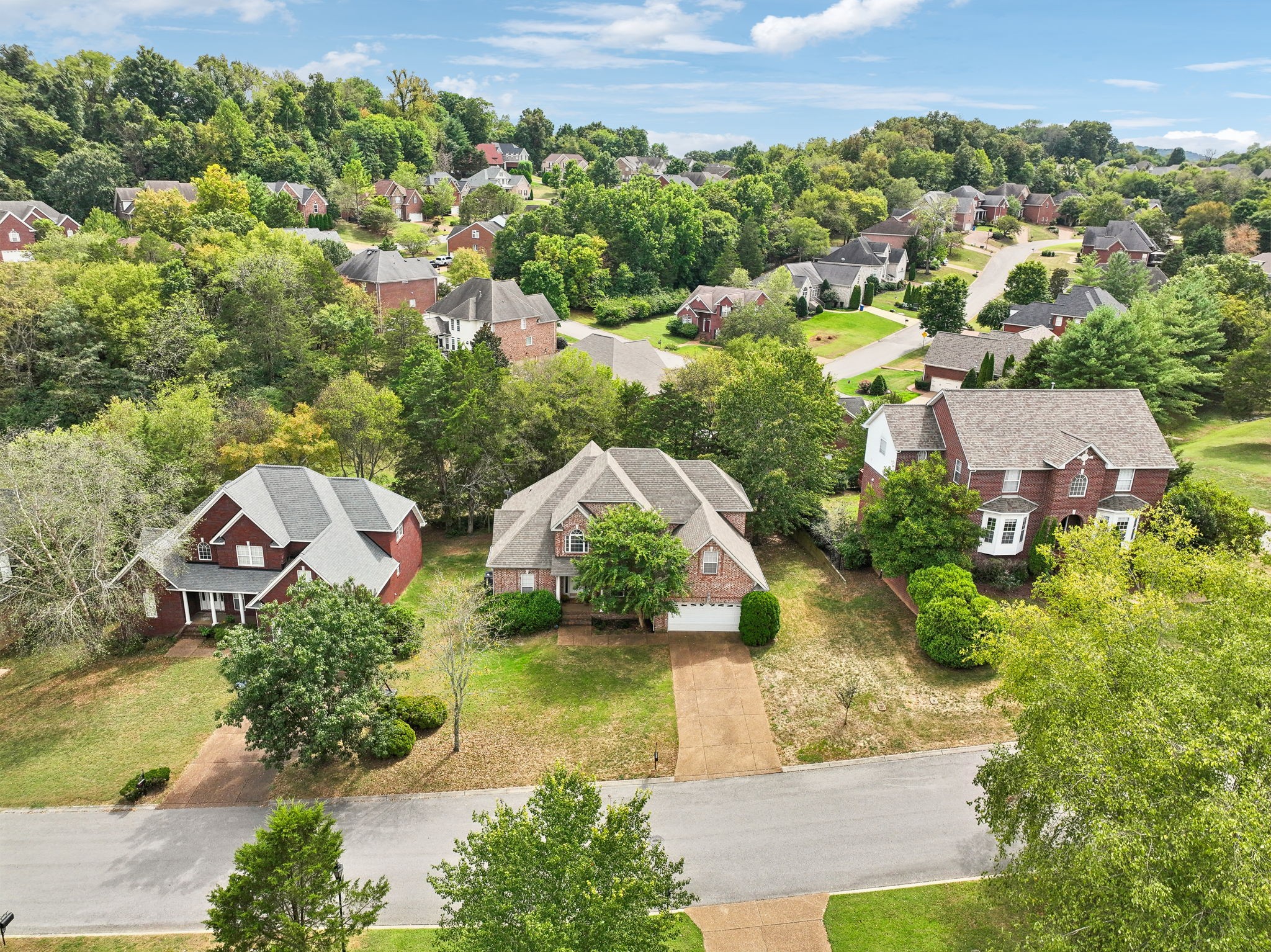 1585 Red Oak Ln