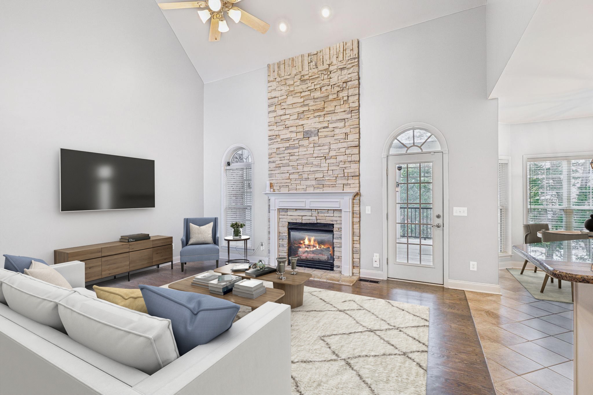 1585 Red Oak Ln
