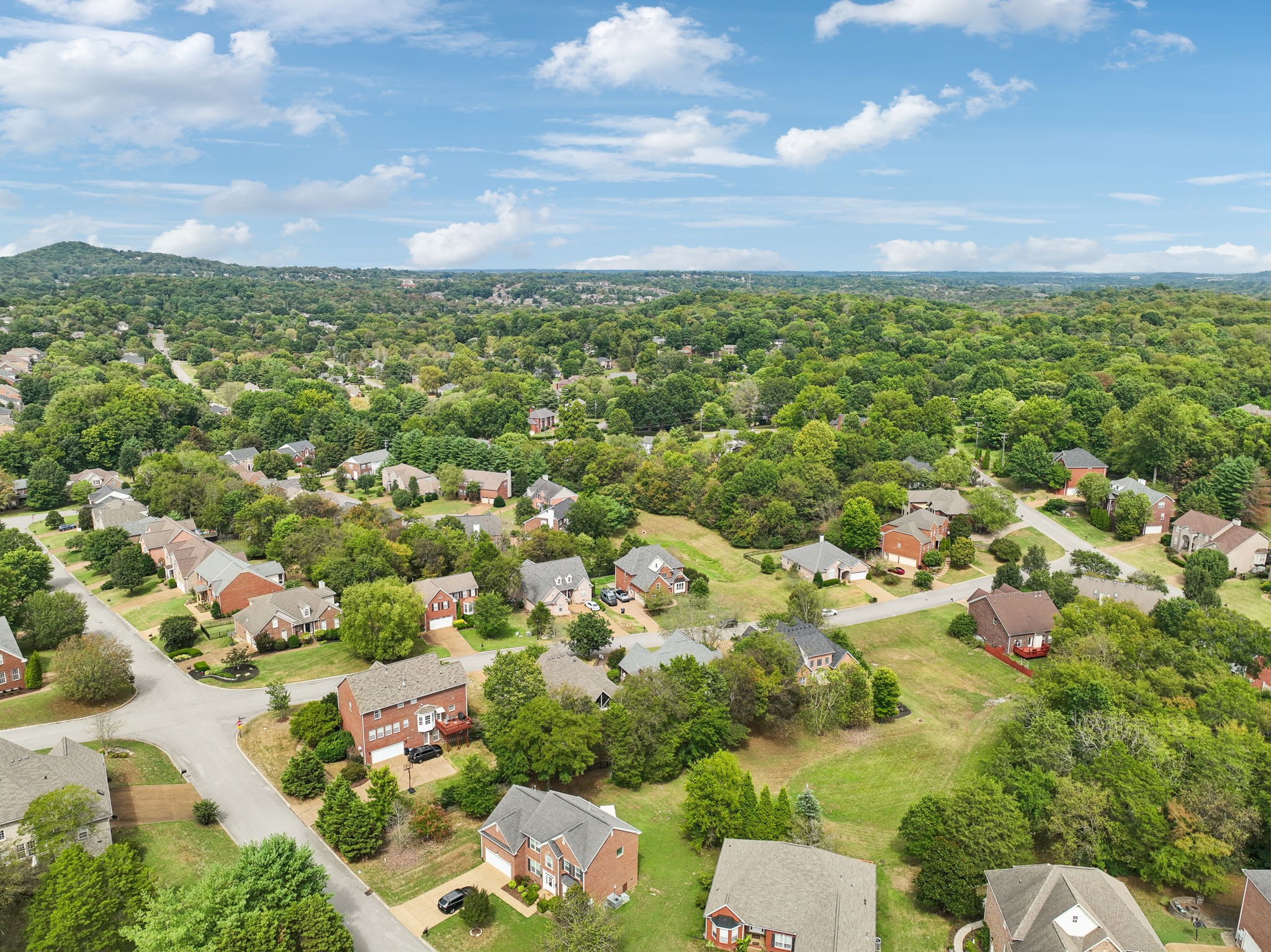 1585 Red Oak Ln