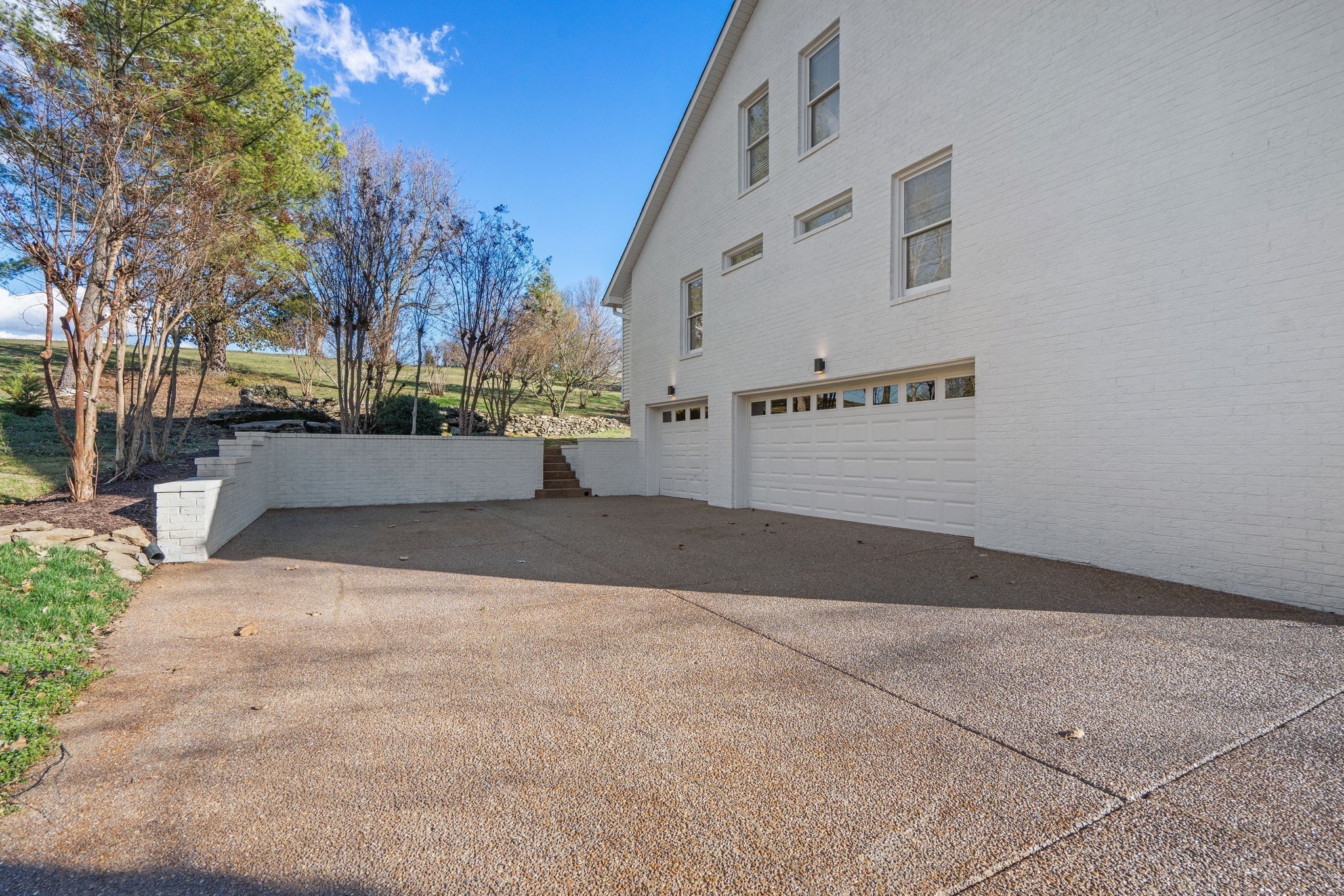 9467 Chesapeake Dr