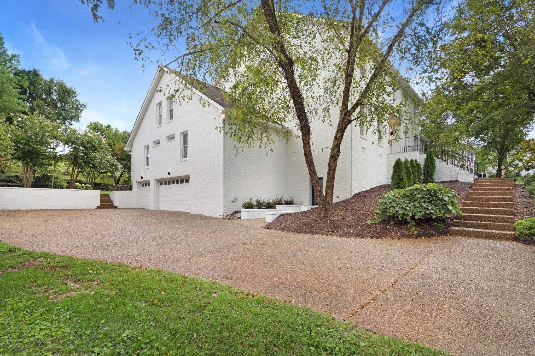 9467 Chesapeake Dr