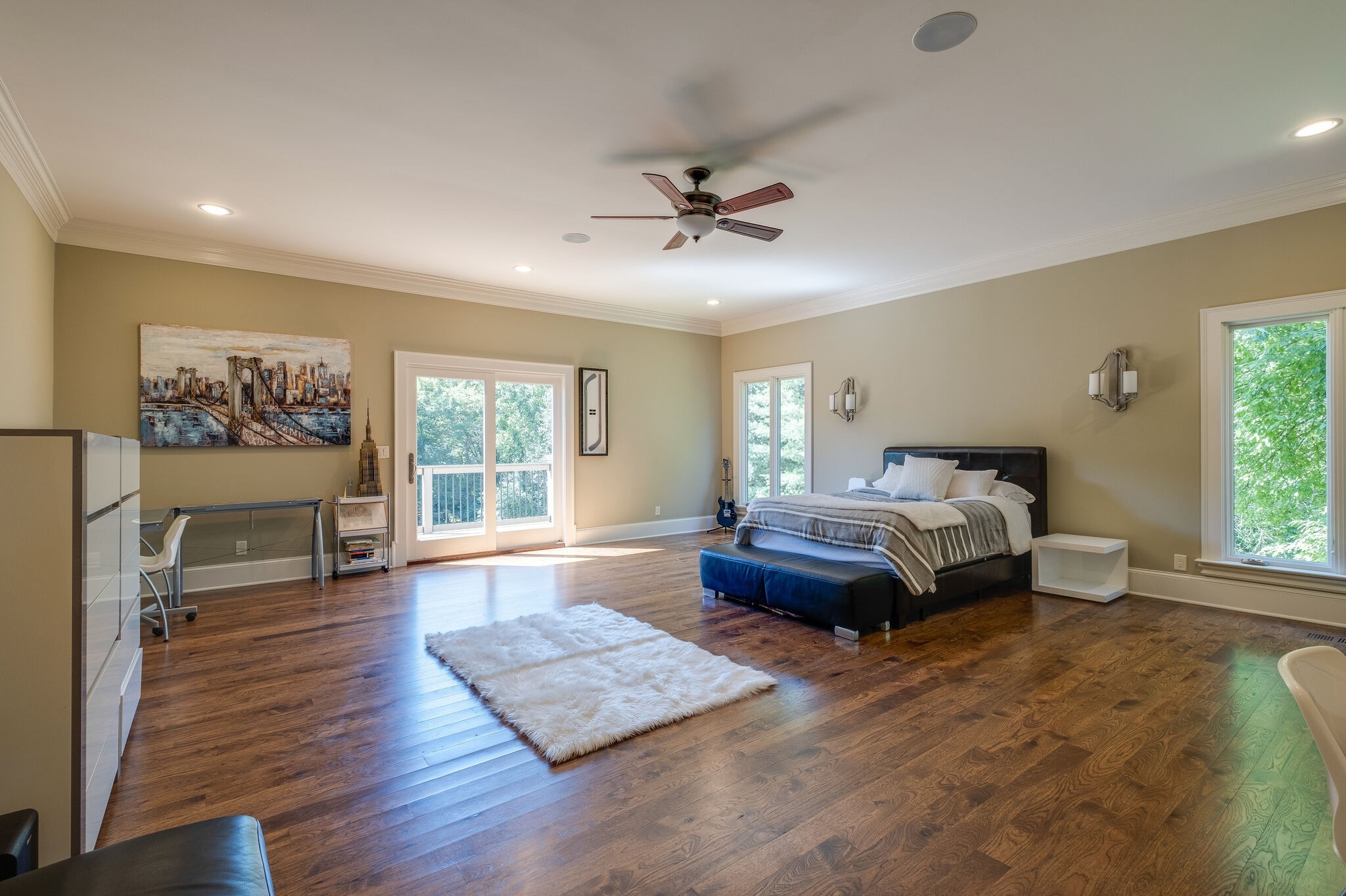 6261 Hillsboro Pike