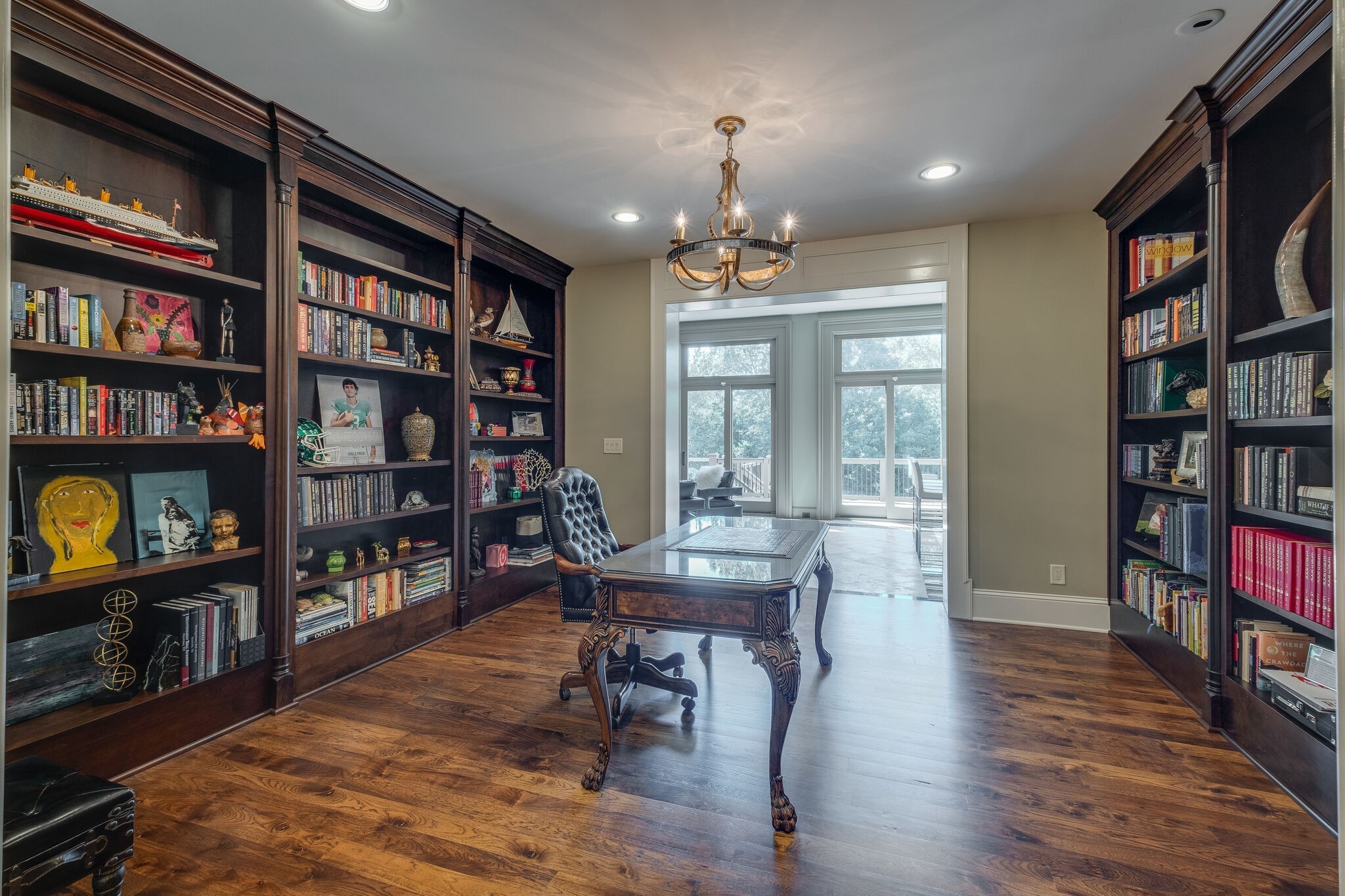 6261 Hillsboro Pike