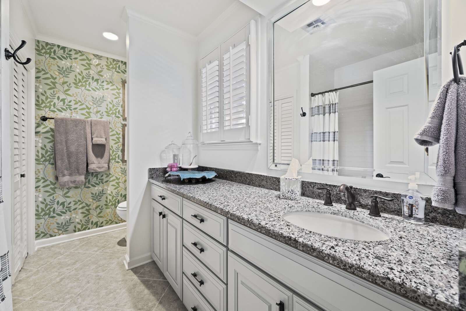 4400 Belmont Park Ter Unit: 187