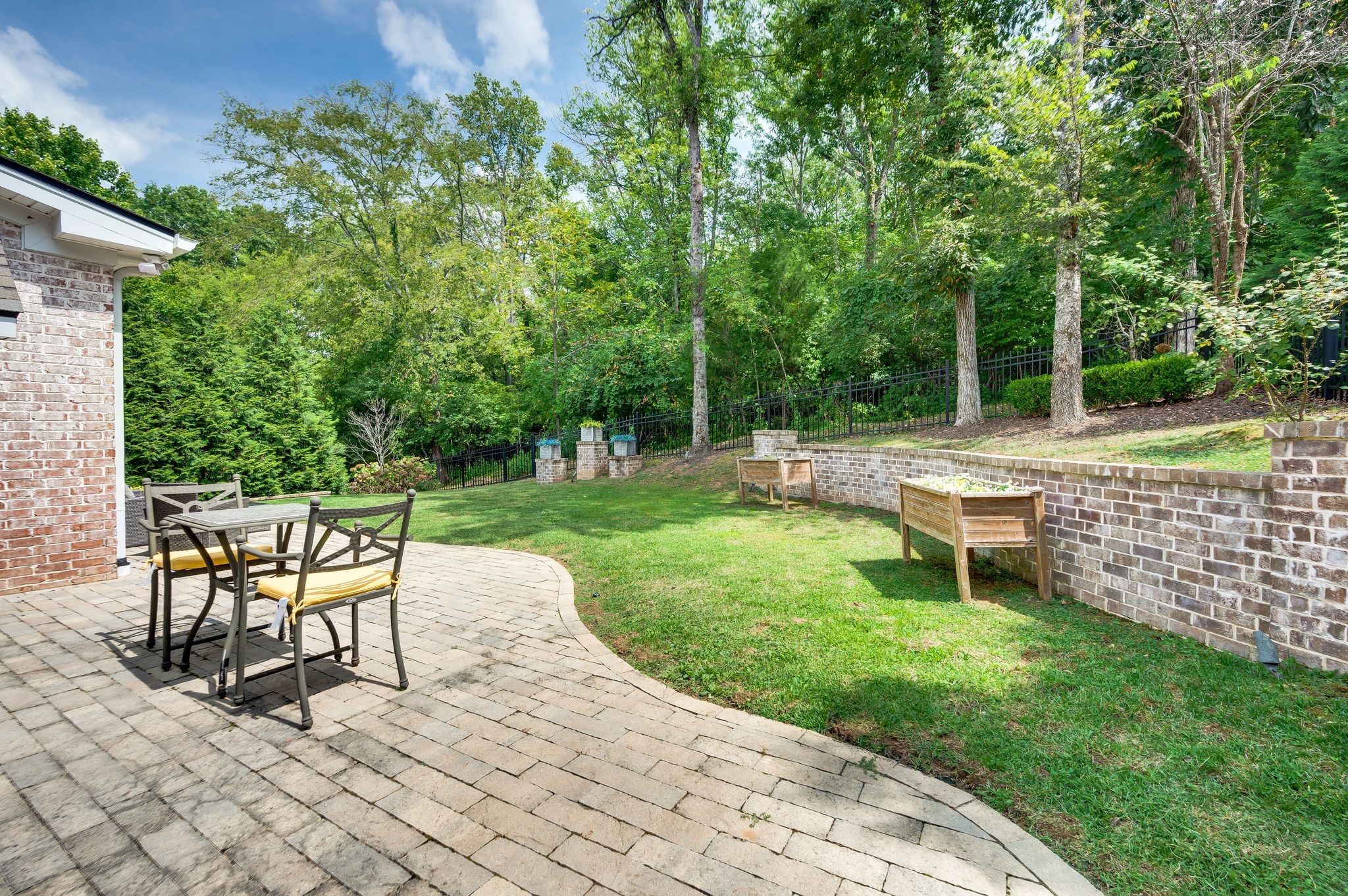 149 Allenhurst Cir
