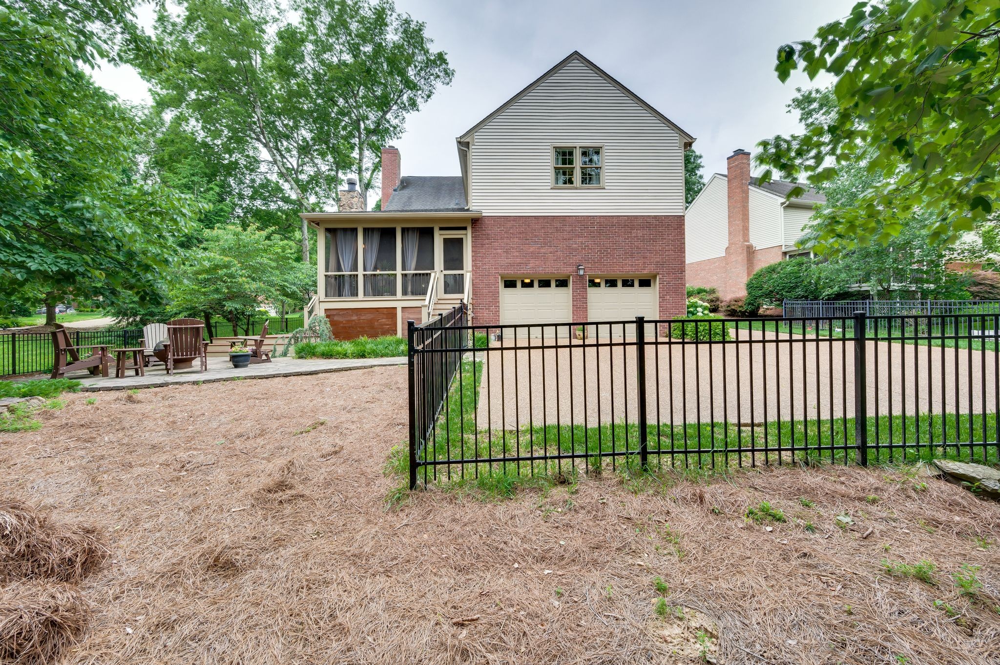 708 Glasgow Pl
